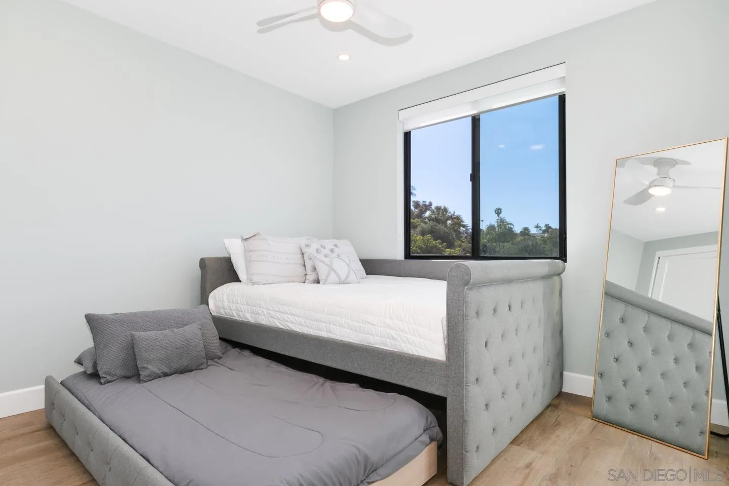 https://cdn.realtyfeed.com/cdn/127/260006868/9e83f6111fa1a26d38d1b9b12710247c.webp