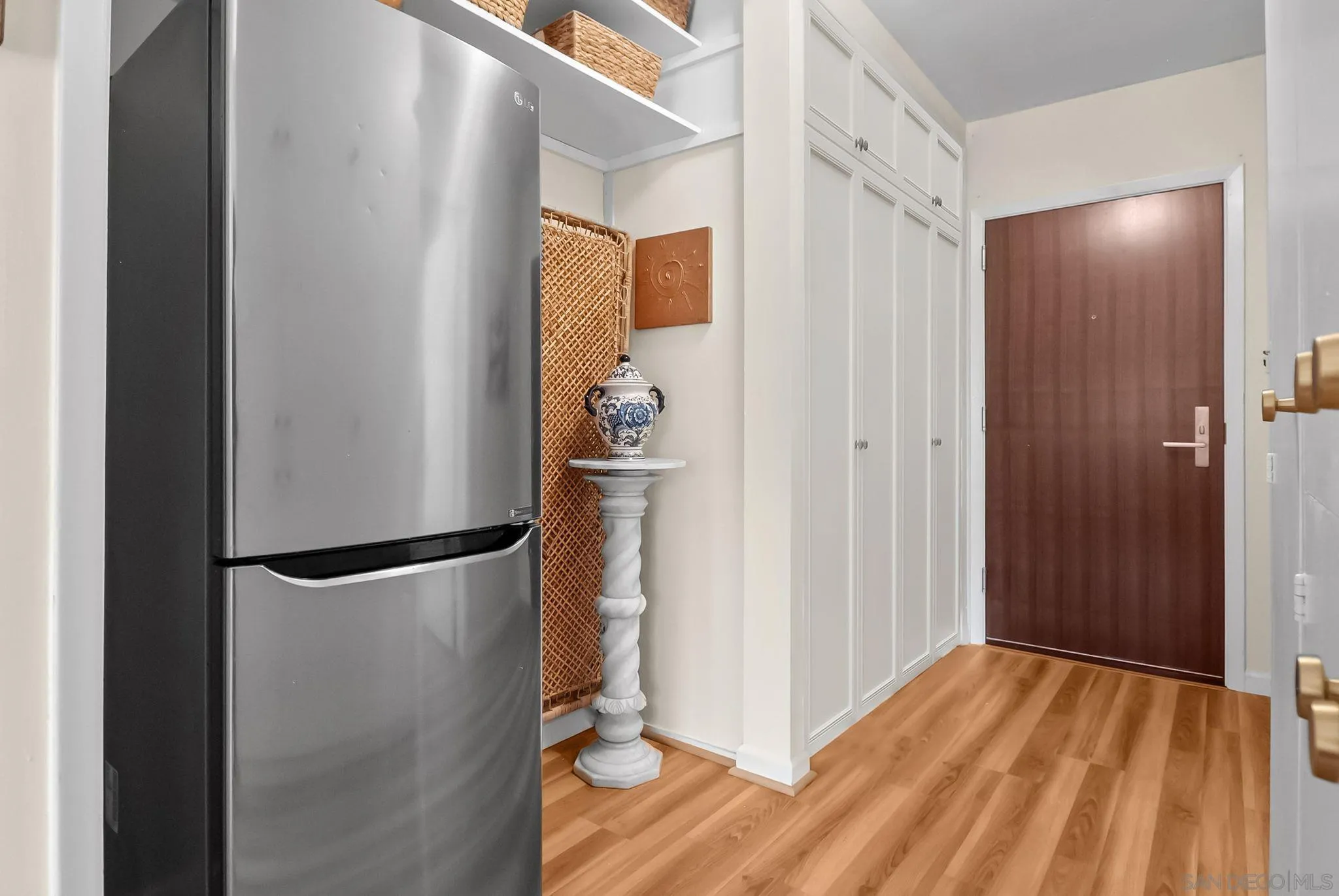 Photo #12: 260006873 Listing: Photo #12