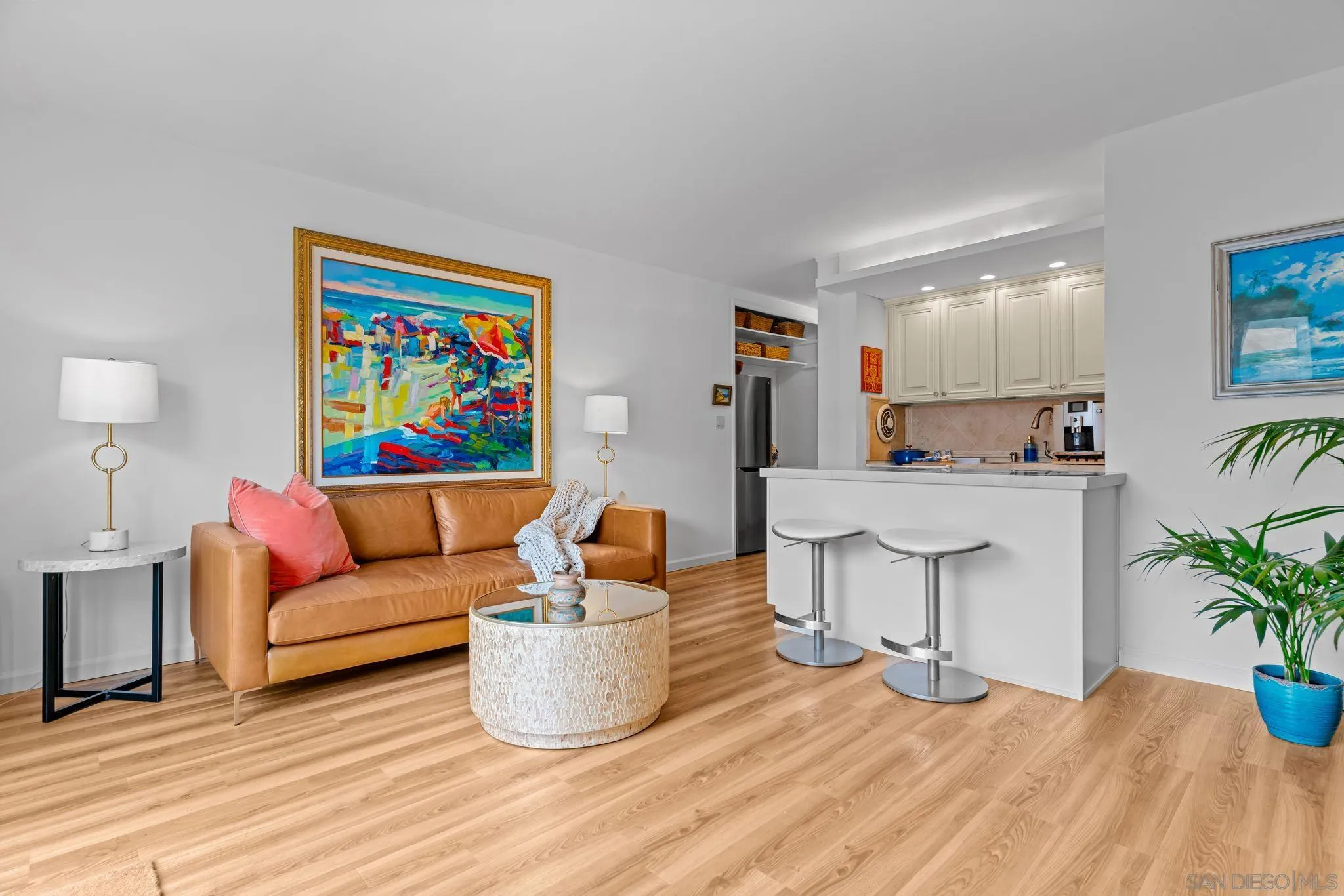 Photo #6: 260006873 Listing: Photo #6