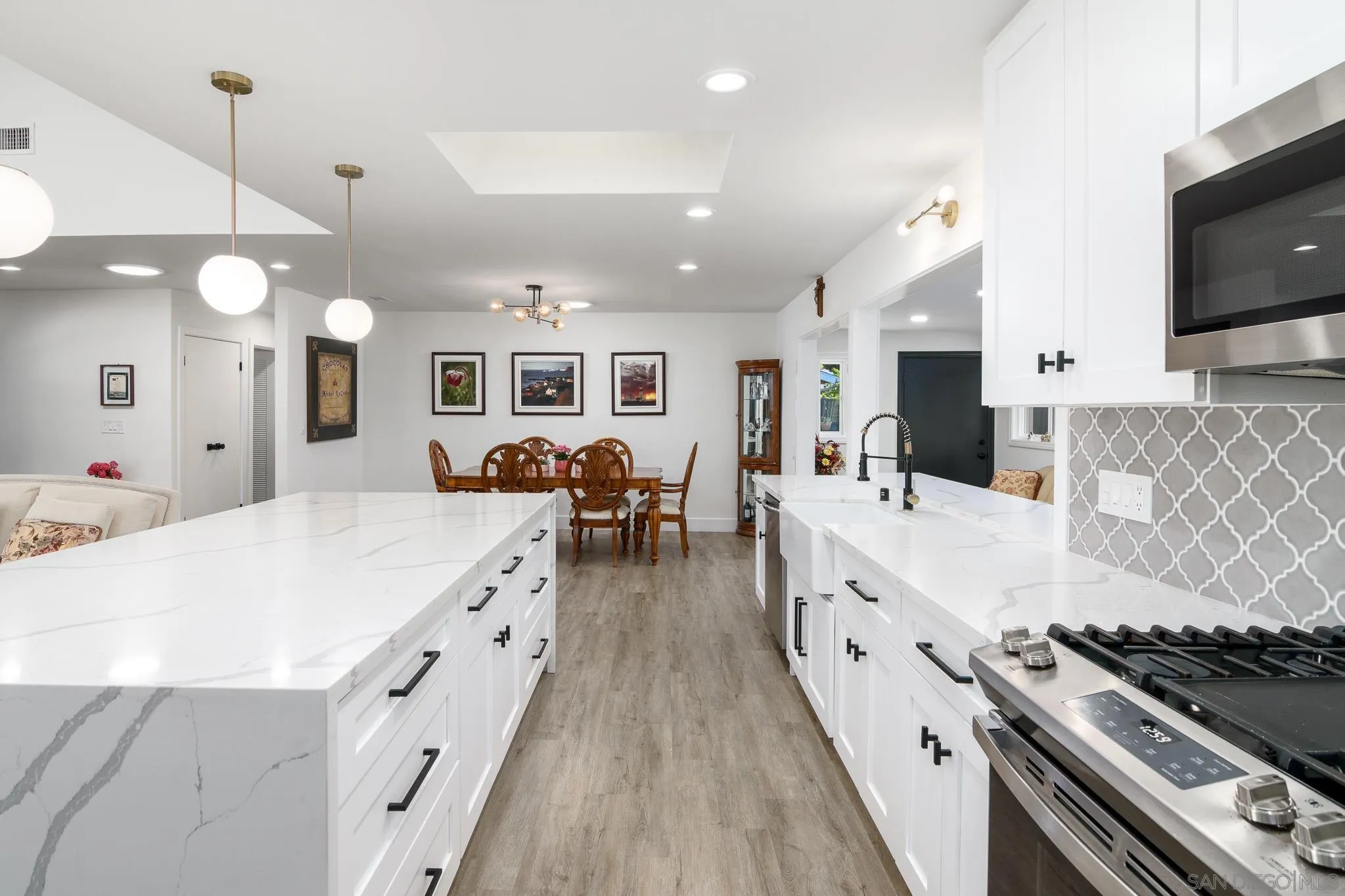 https://cdn.realtyfeed.com/cdn/127/260006884/0105c6285b926123b13fb062190f82b1.webp