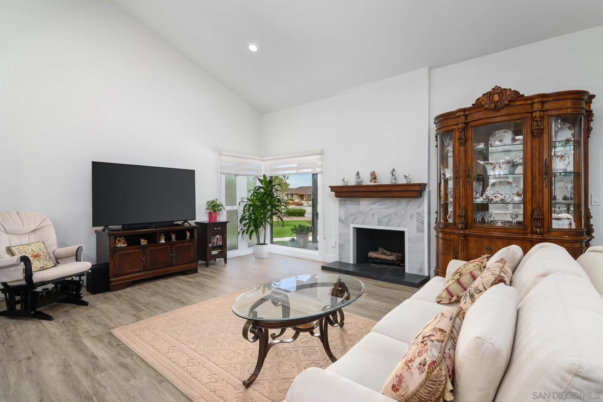 https://cdn.realtyfeed.com/cdn/127/260006884/636737ba22a376a4b74af7b97cb33f58.webp