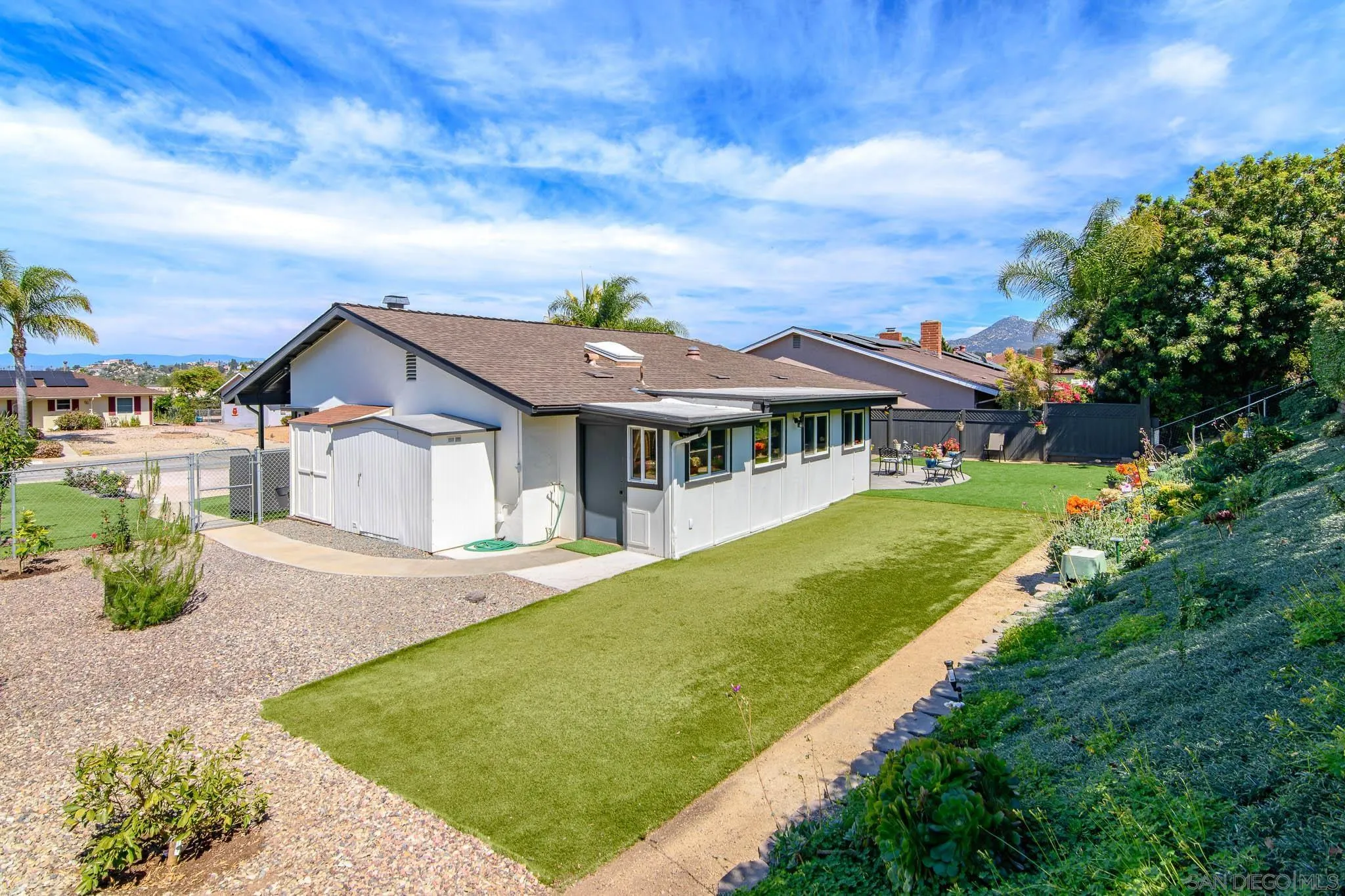 https://cdn.realtyfeed.com/cdn/127/260006884/accc6b83f345f6efa610108120430ce8.webp