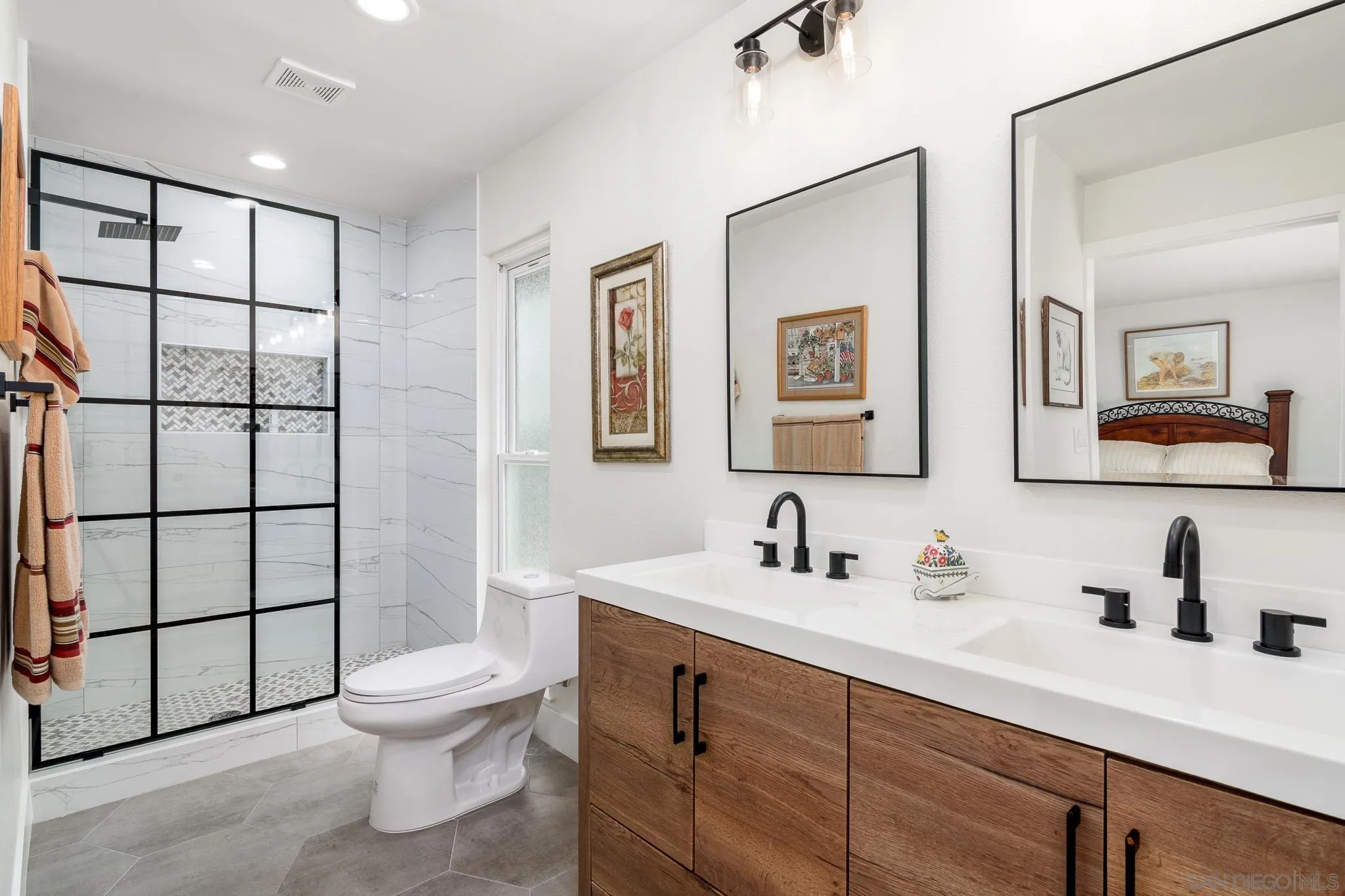 https://cdn.realtyfeed.com/cdn/127/260006884/af2310cdf40c77393b9307318955154c.webp