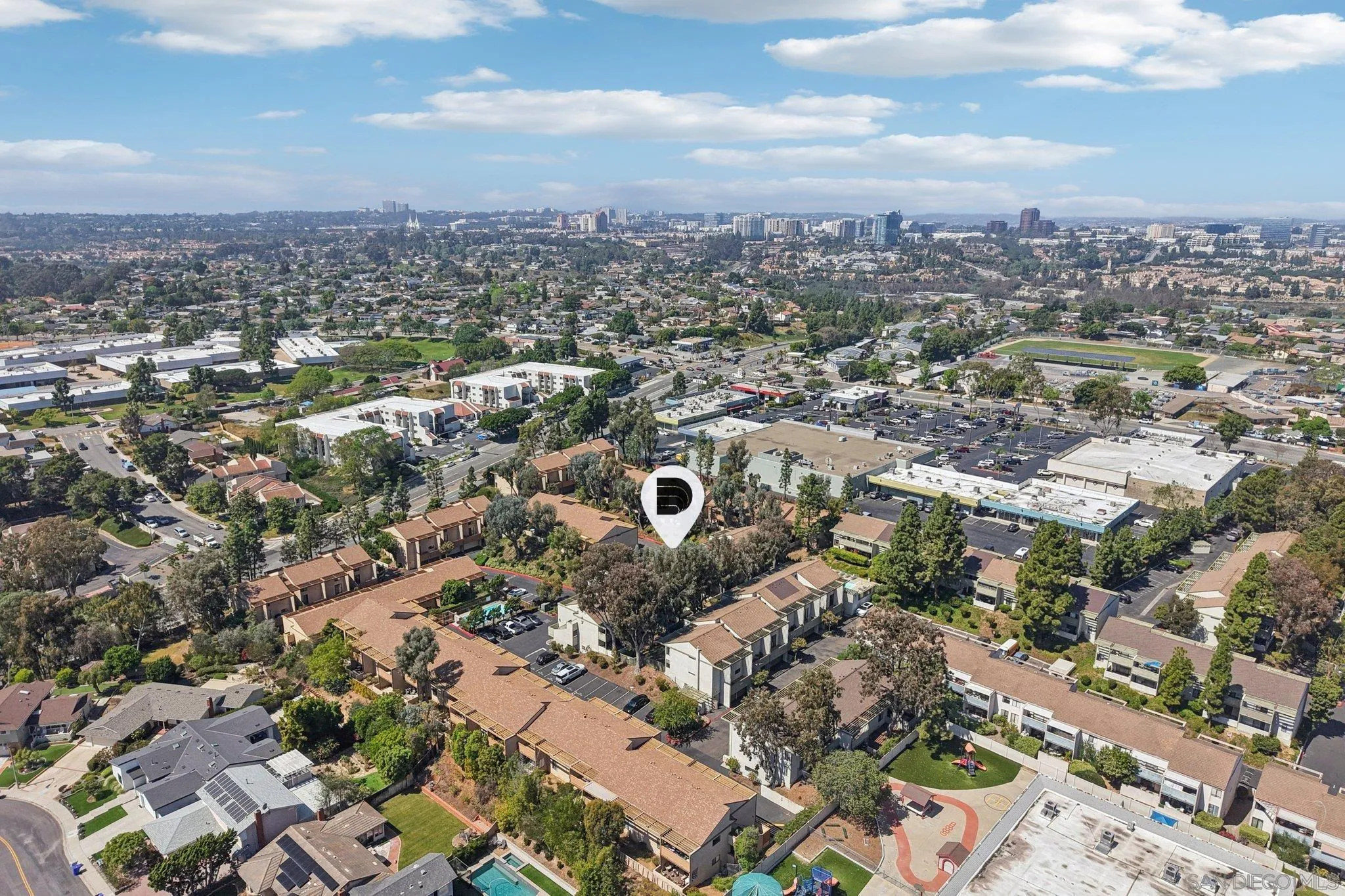 https://cdn.realtyfeed.com/cdn/127/260006885/62c4fdca1ef7a34372877148257f47ed.webp