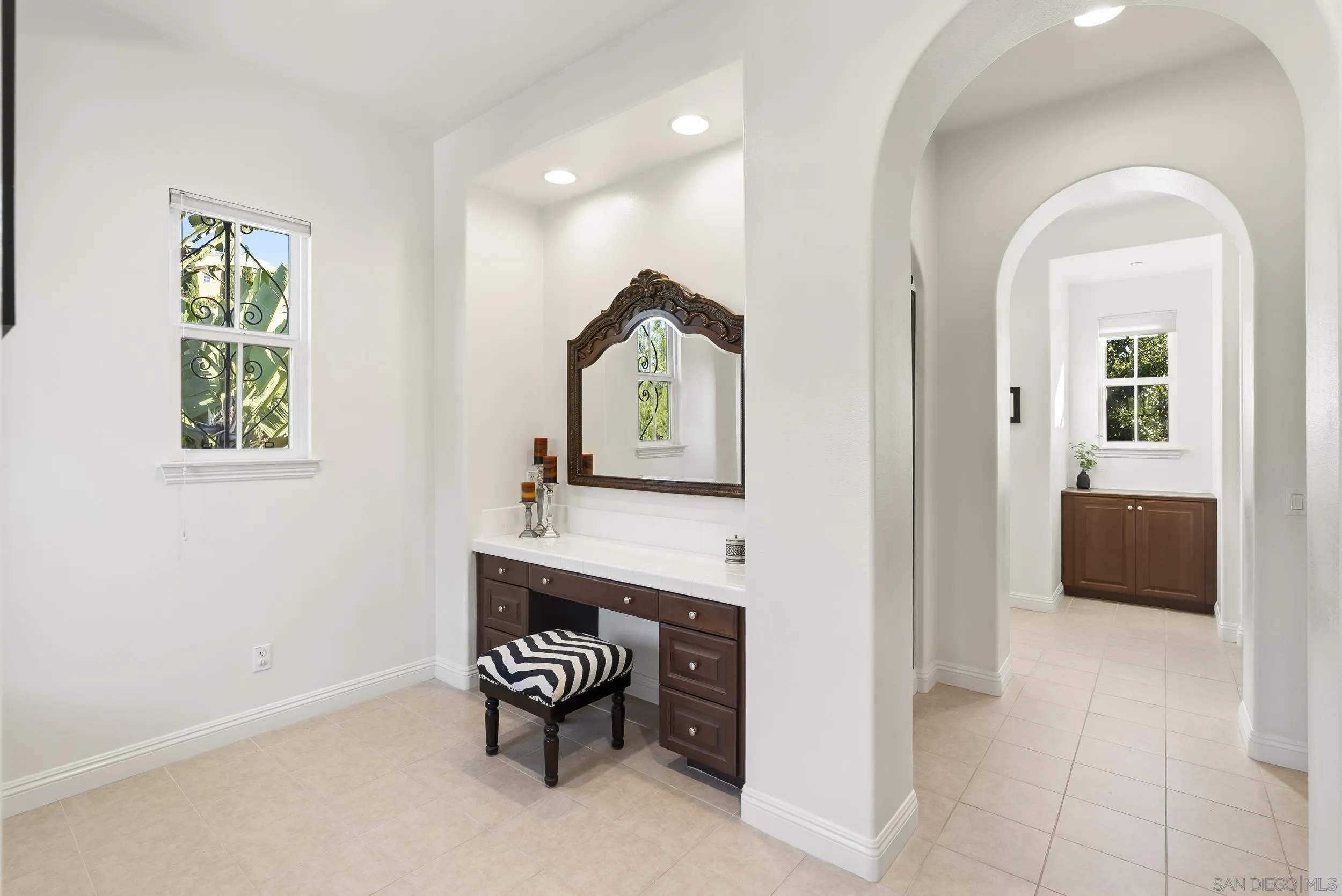 https://cdn.realtyfeed.com/cdn/127/260006893/1ecc6ec2b23aaf94f3a4734b6217ee23.webp