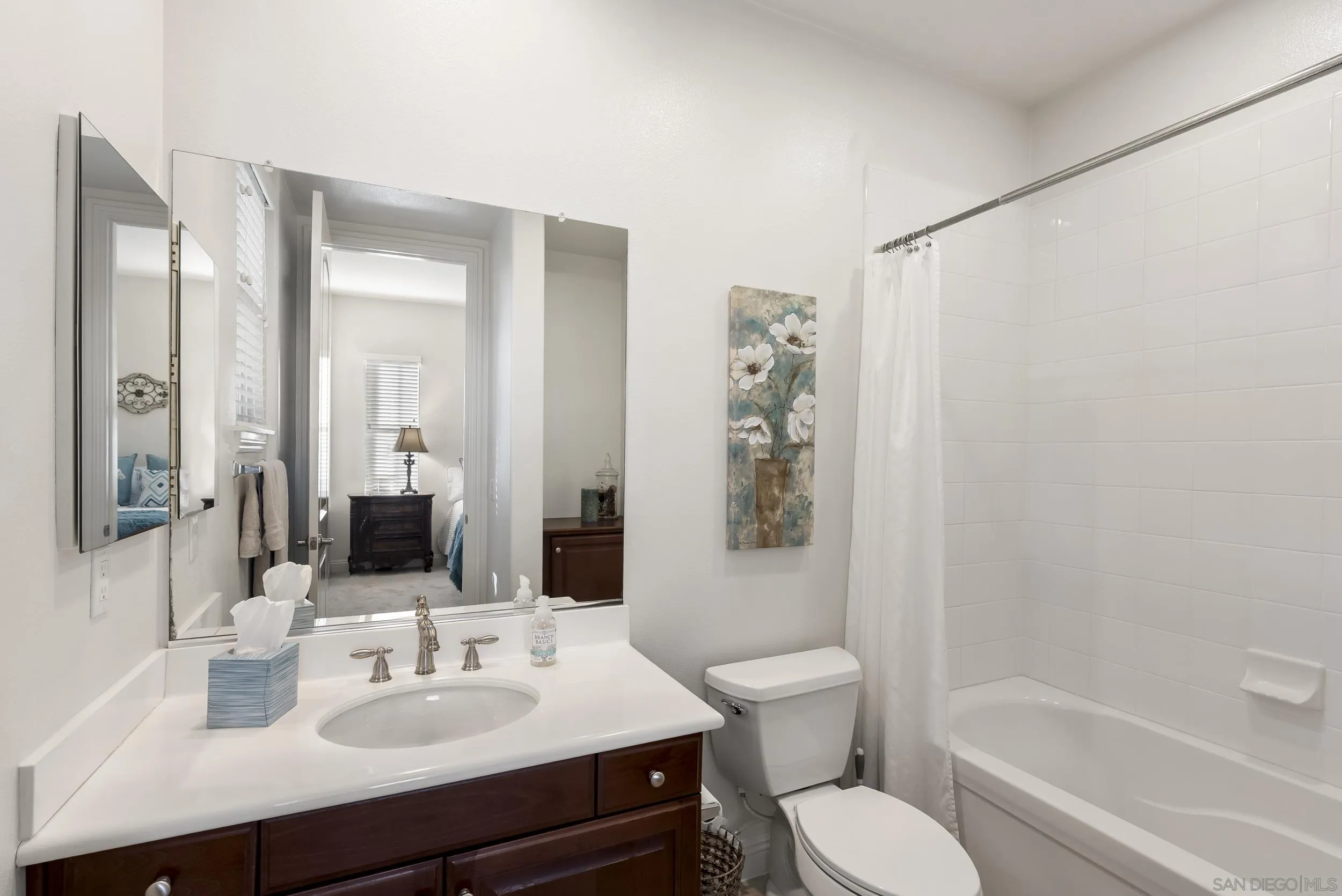 https://cdn.realtyfeed.com/cdn/127/260006893/20a64fe861631d9552181e041ffffb63.webp