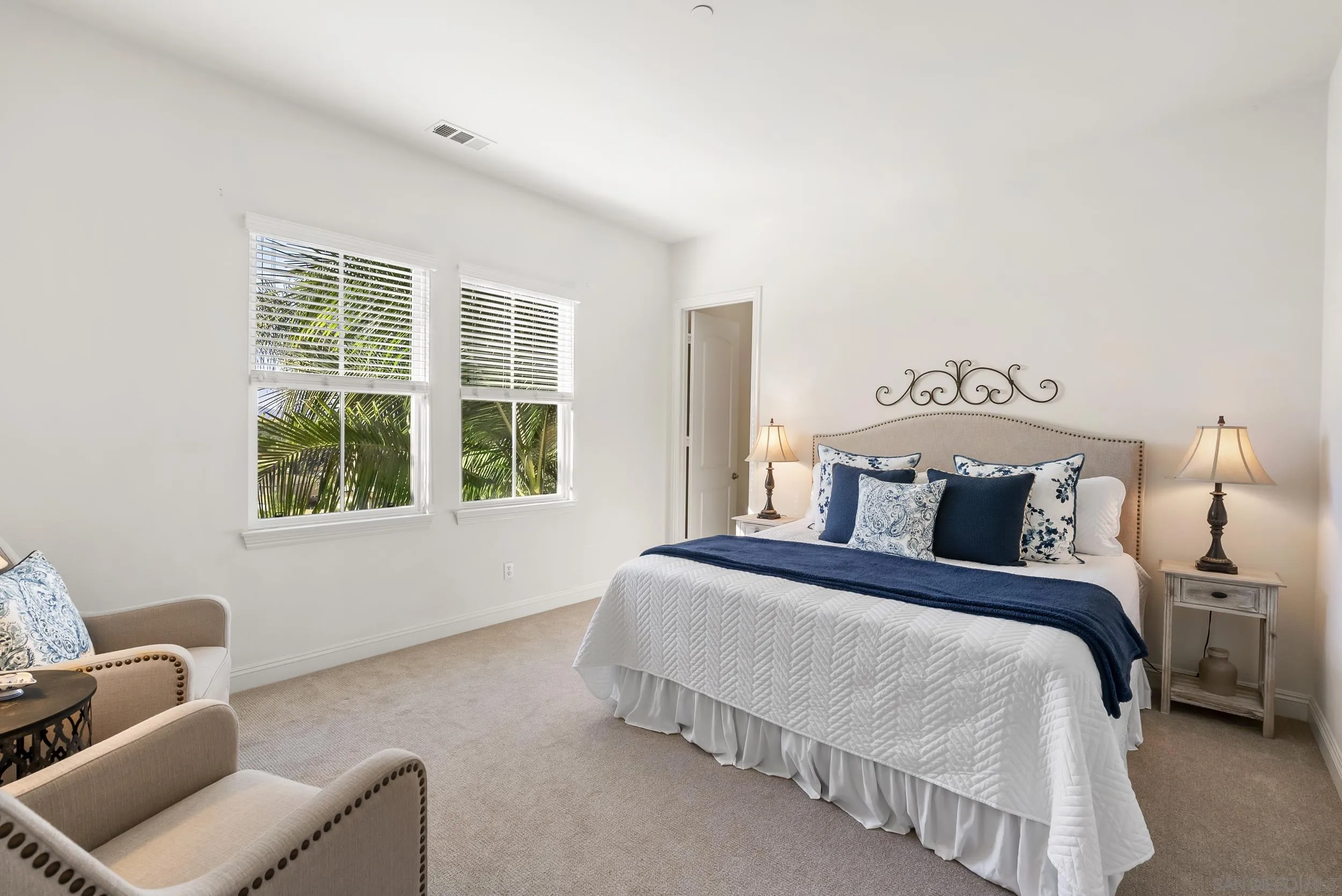https://cdn.realtyfeed.com/cdn/127/260006893/e82637b37c7e40a16e035b476bdd5021.webp