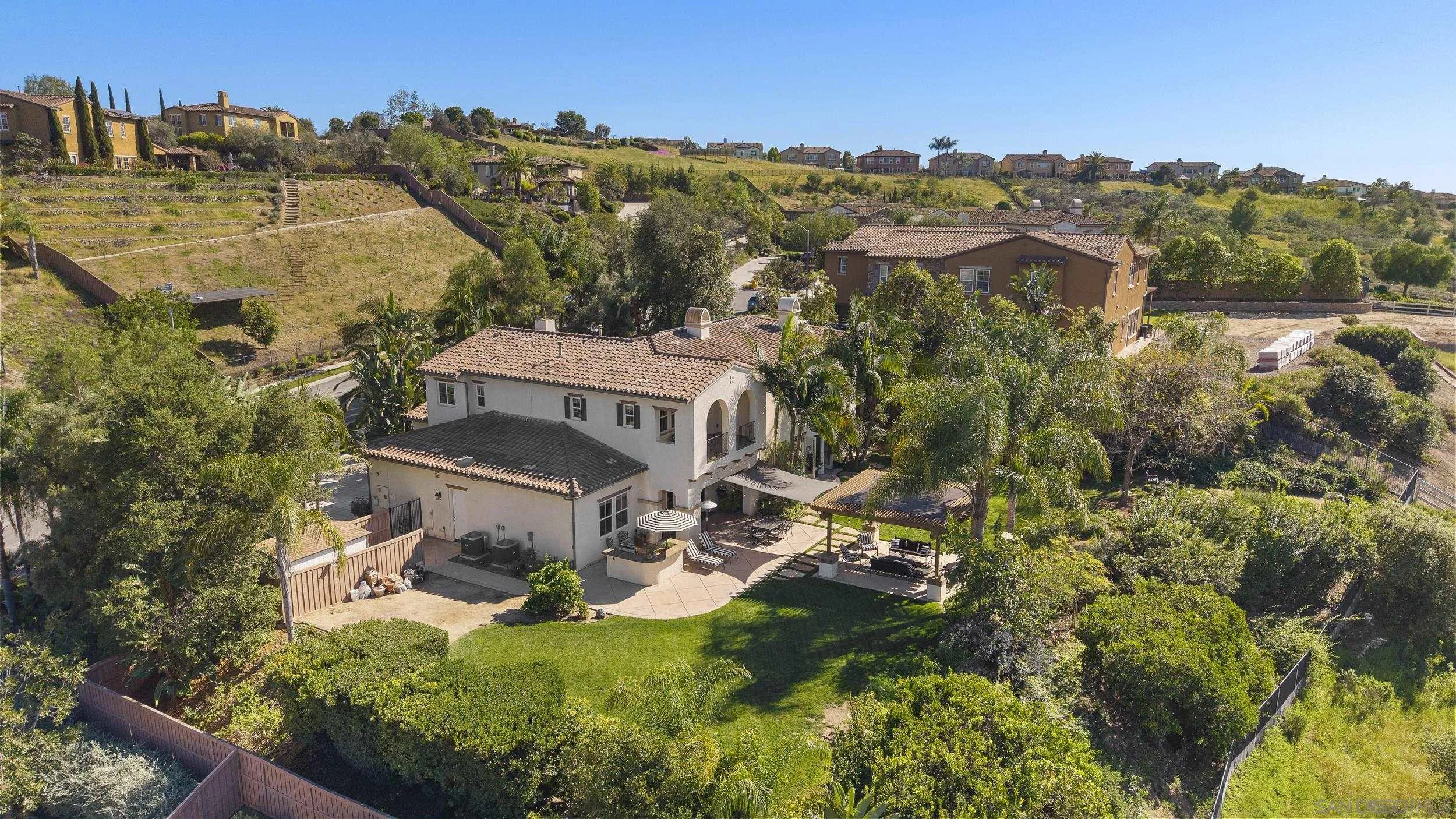 https://cdn.realtyfeed.com/cdn/127/260006893/eb61945823a8db3816a27b629ea7f65d.webp