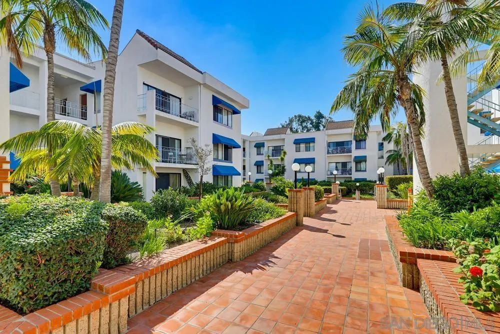 https://cdn.realtyfeed.com/cdn/127/260006903/121522c99a79befa7a3a6ed2b9686310.webp
