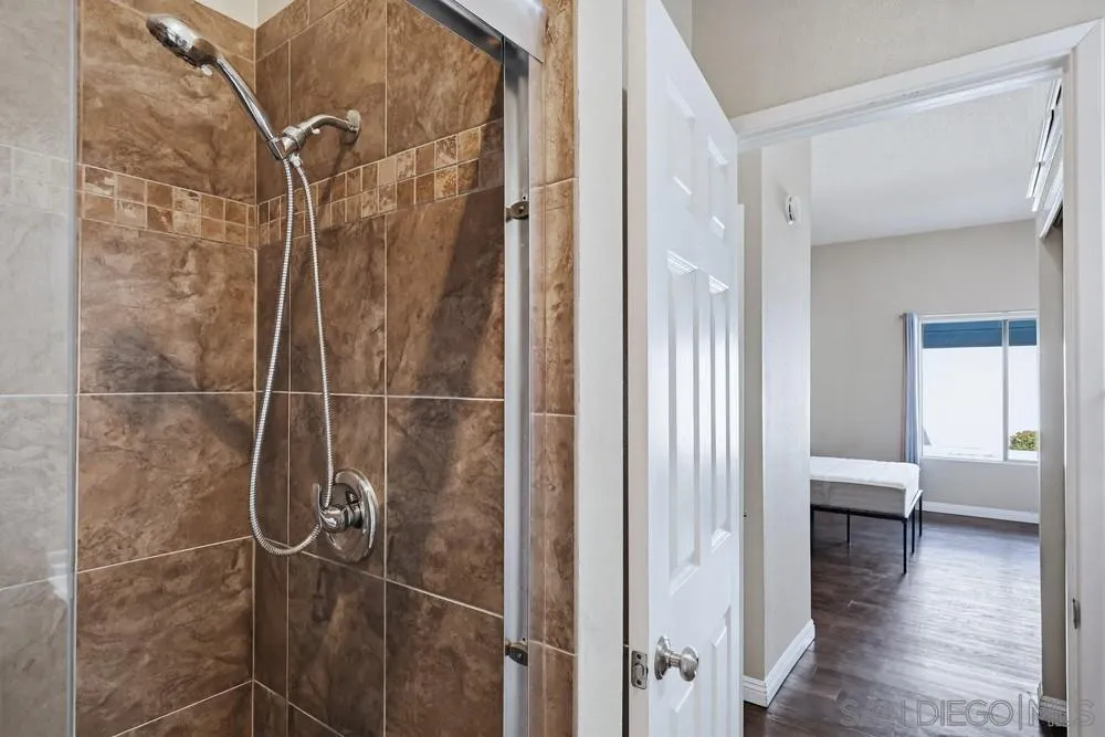 Photo #21: 260006903 Listing: Photo #21