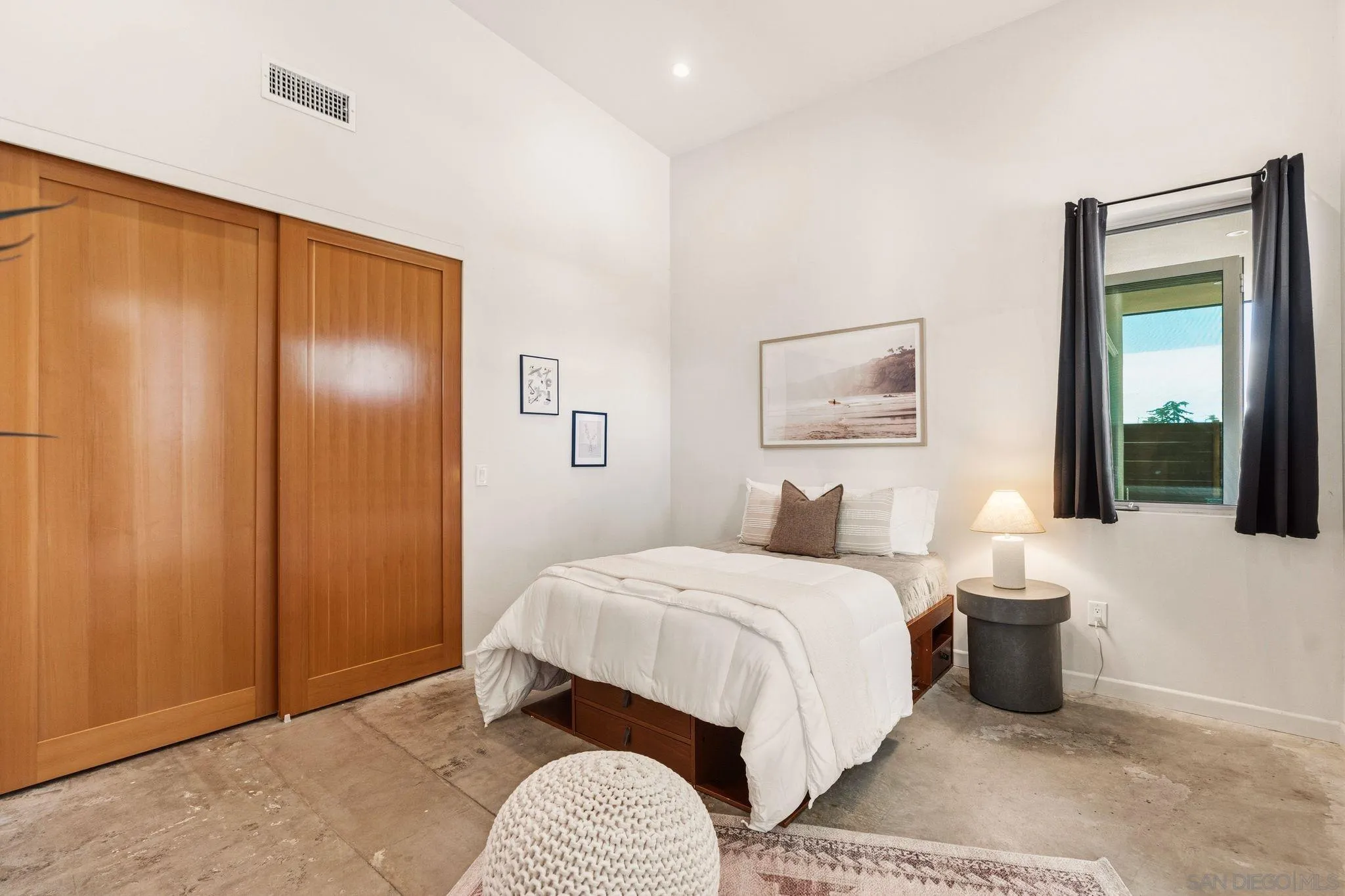 https://cdn.realtyfeed.com/cdn/127/260006906/a9d3e1724b92ca66f49c679065ca2485.webp