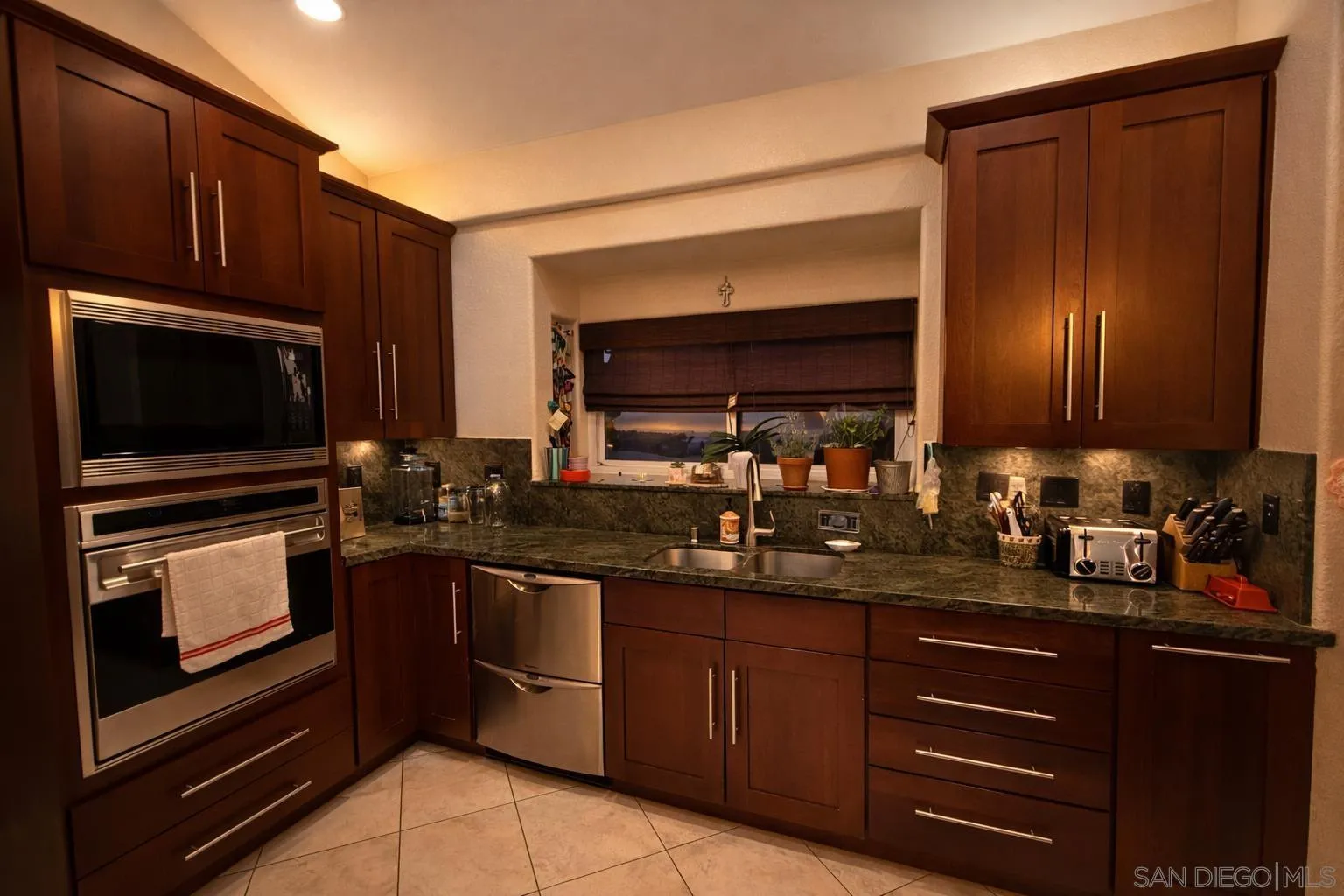 12834 Rockwell, Poway, CA, 92064