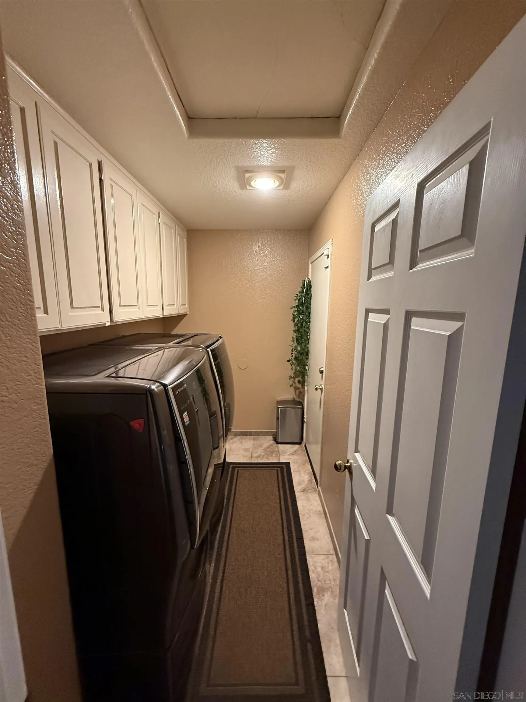 12834 Rockwell, Poway, CA, 92064