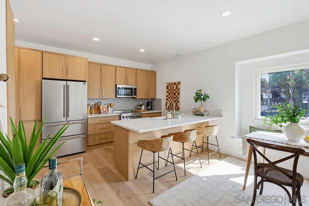 https://cdn.realtyfeed.com/cdn/127/260006915/a016bc120741777d2c0c6b54143c75f5.webp