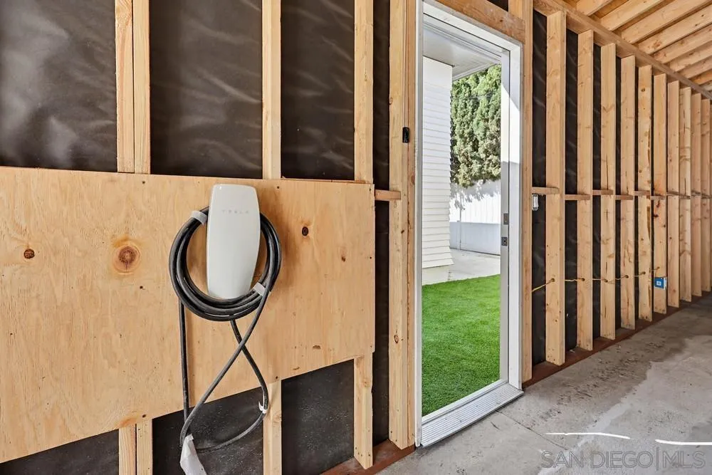 https://cdn.realtyfeed.com/cdn/127/260006915/b9fe715ff72328784441f53304d64a81.webp