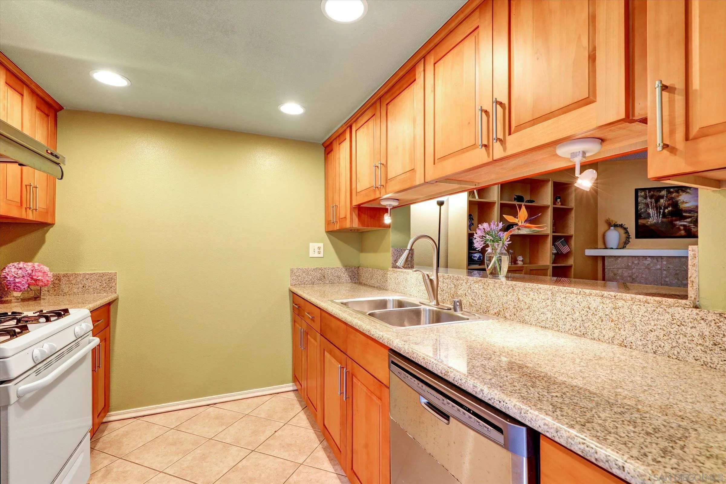 https://cdn.realtyfeed.com/cdn/127/260006917/238e001abc579663eb4b73367a816768.webp