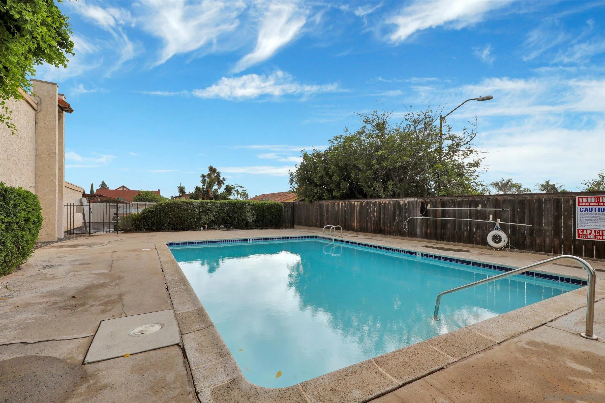 https://cdn.realtyfeed.com/cdn/127/260006917/441eadf6529cb5f98b83761f2197a50a.webp