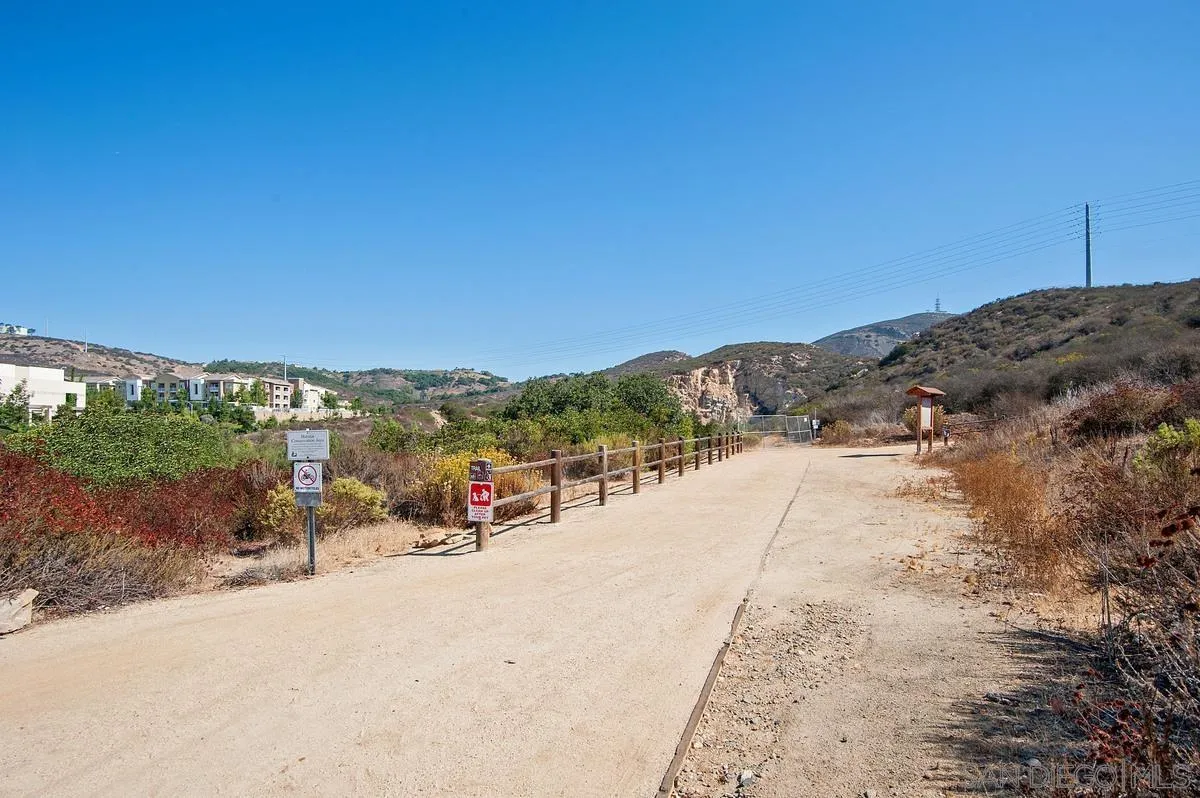 Photo #37: 260006919 Listing: Photo #37