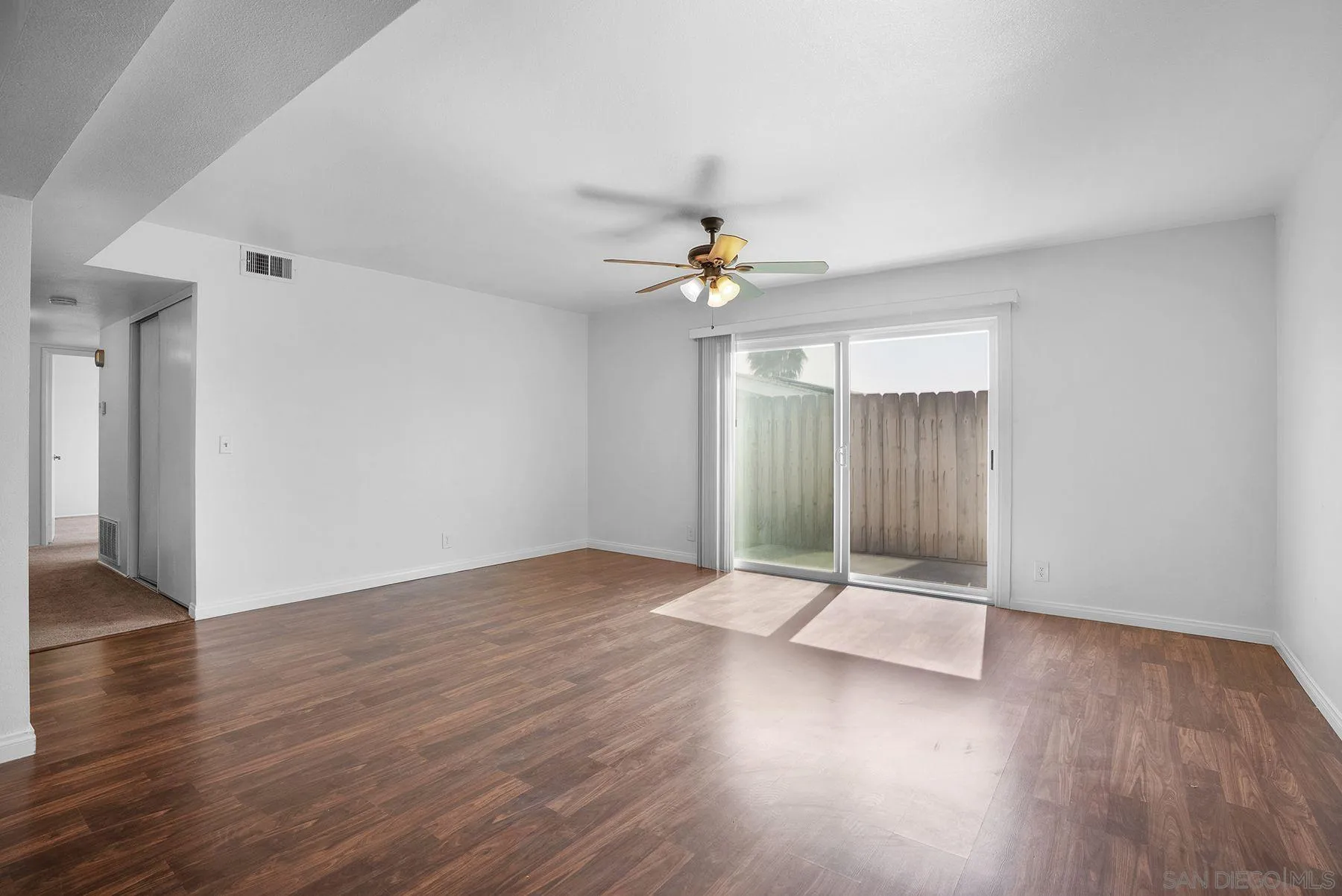 https://cdn.realtyfeed.com/cdn/127/260006920/18a12b0349164d3e505c78b22448562f.webp