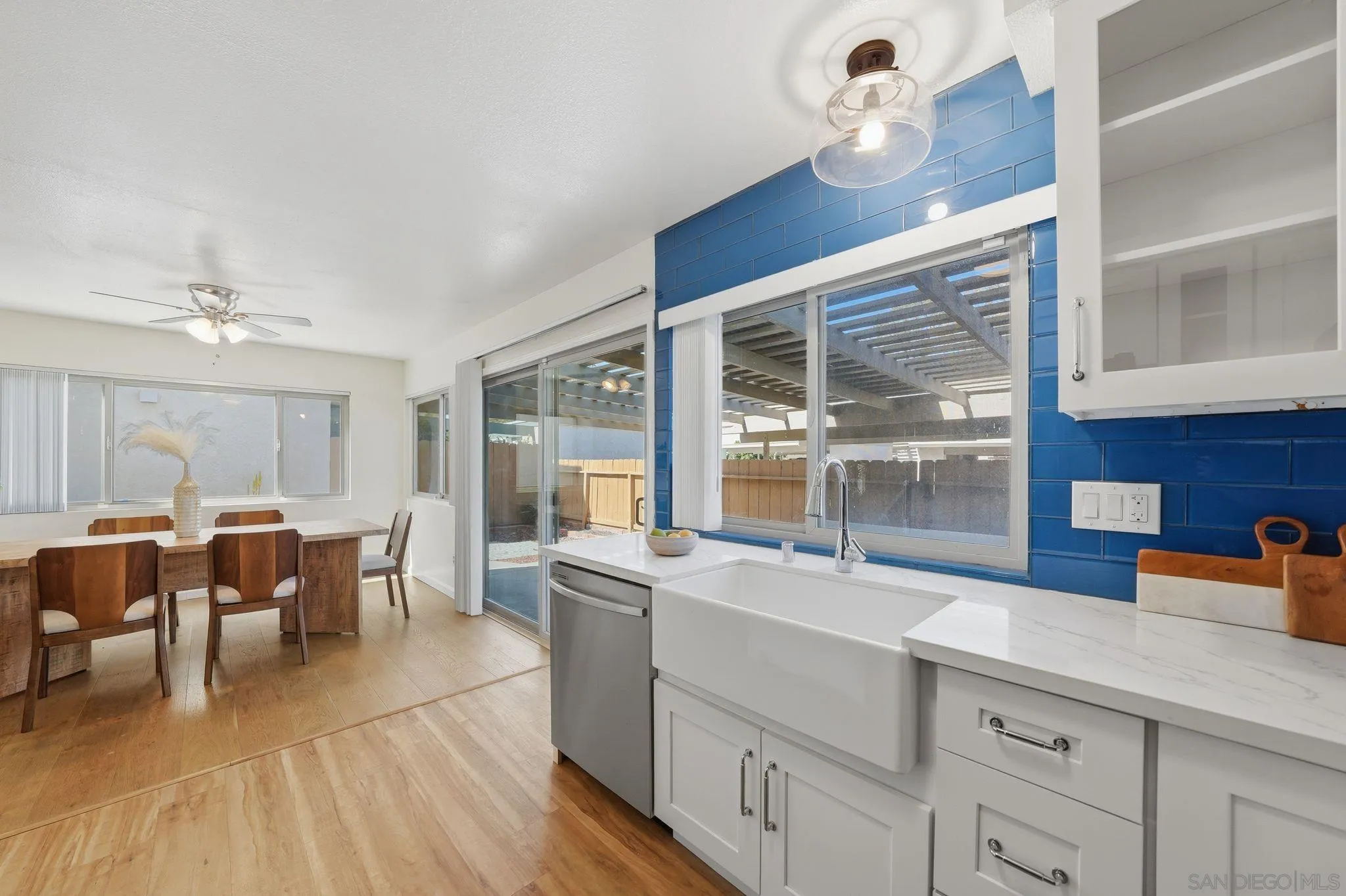 https://cdn.realtyfeed.com/cdn/127/260006921/135191af98751878c608f786cde1221b.webp