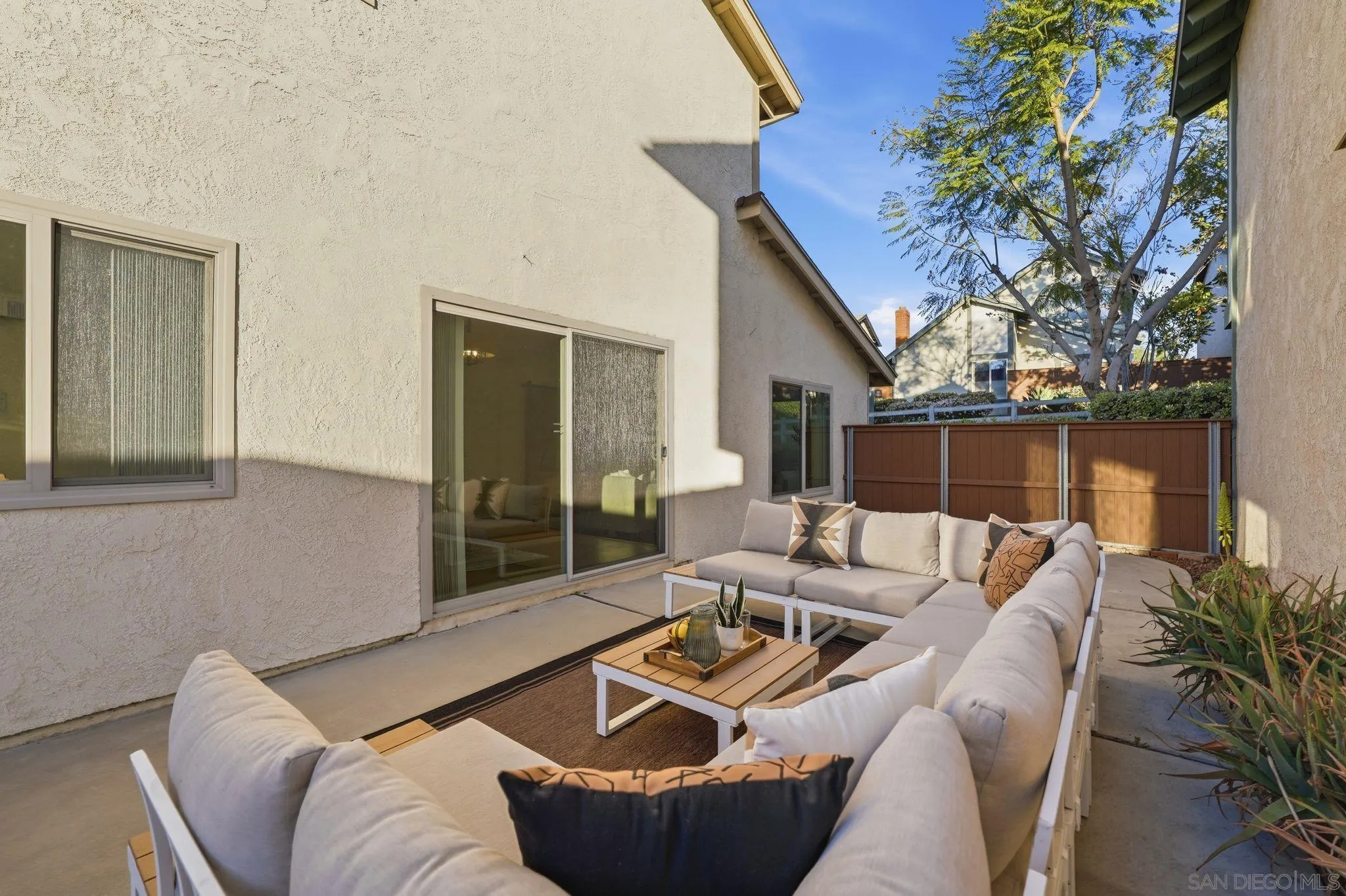 https://cdn.realtyfeed.com/cdn/127/260006921/a72c85b03b4f13c59066fdc58d639081.webp