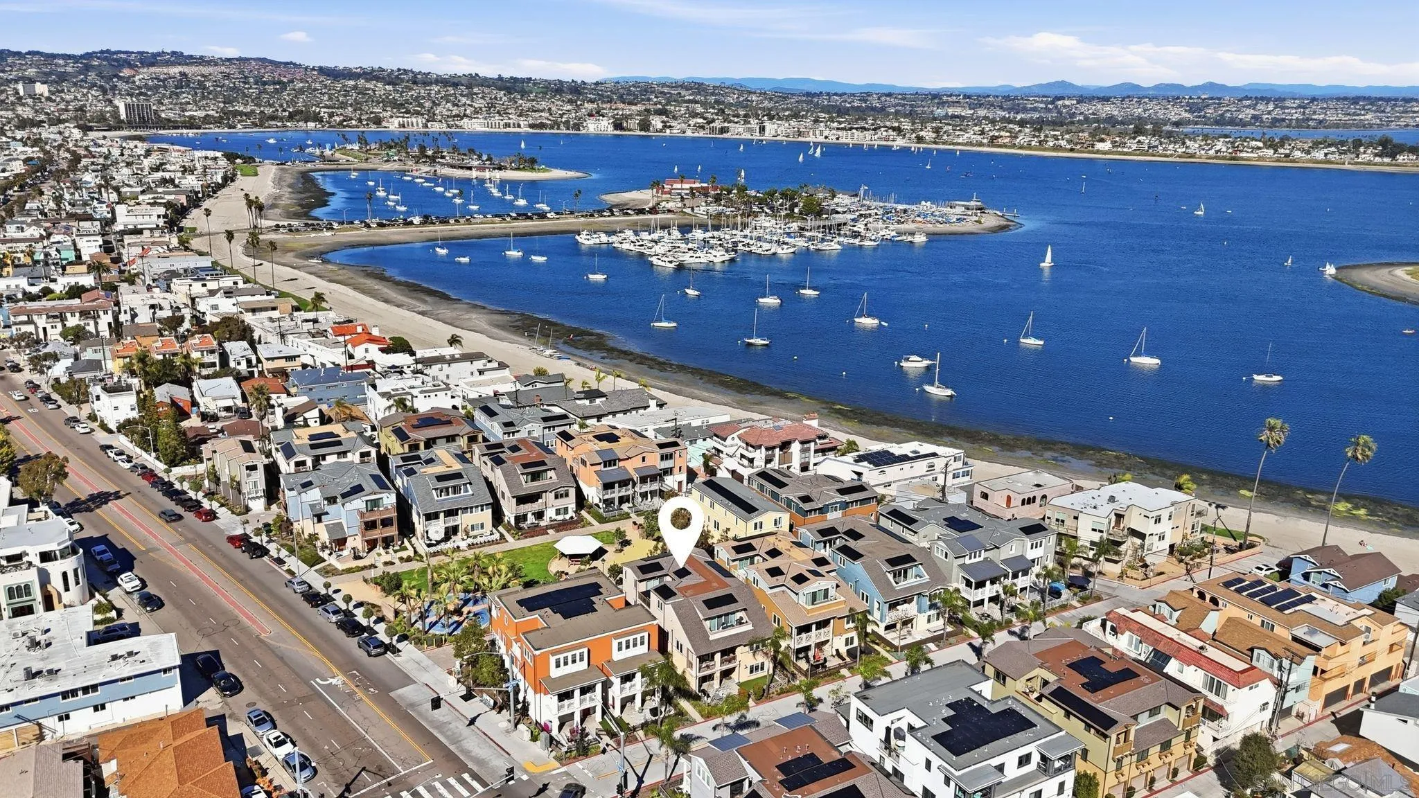 https://cdn.realtyfeed.com/cdn/127/260006922/0c4e426b5c4ce9bfed67814be6168828.webp