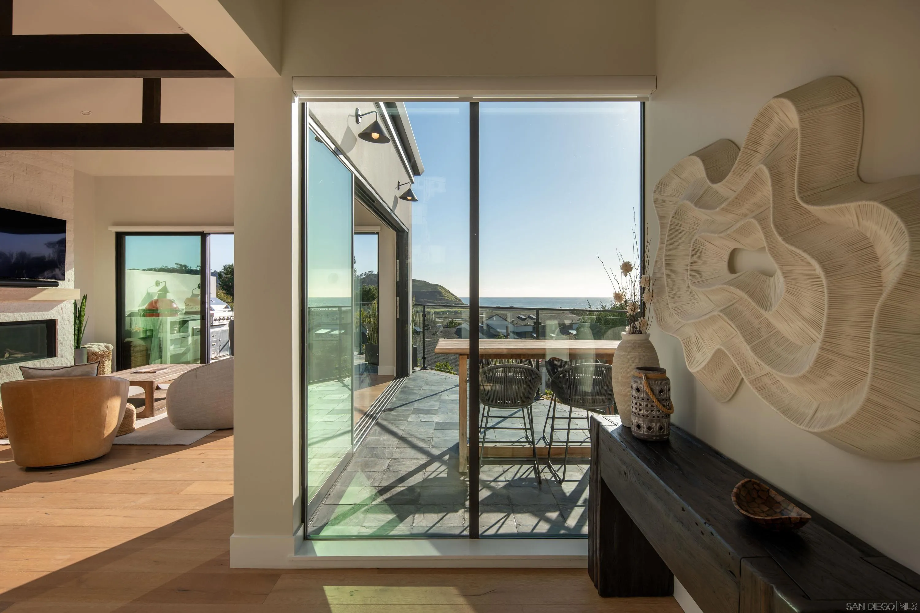 https://cdn.realtyfeed.com/cdn/127/260006923/25fc95a6dc82a5743dcd011503487cd4.webp