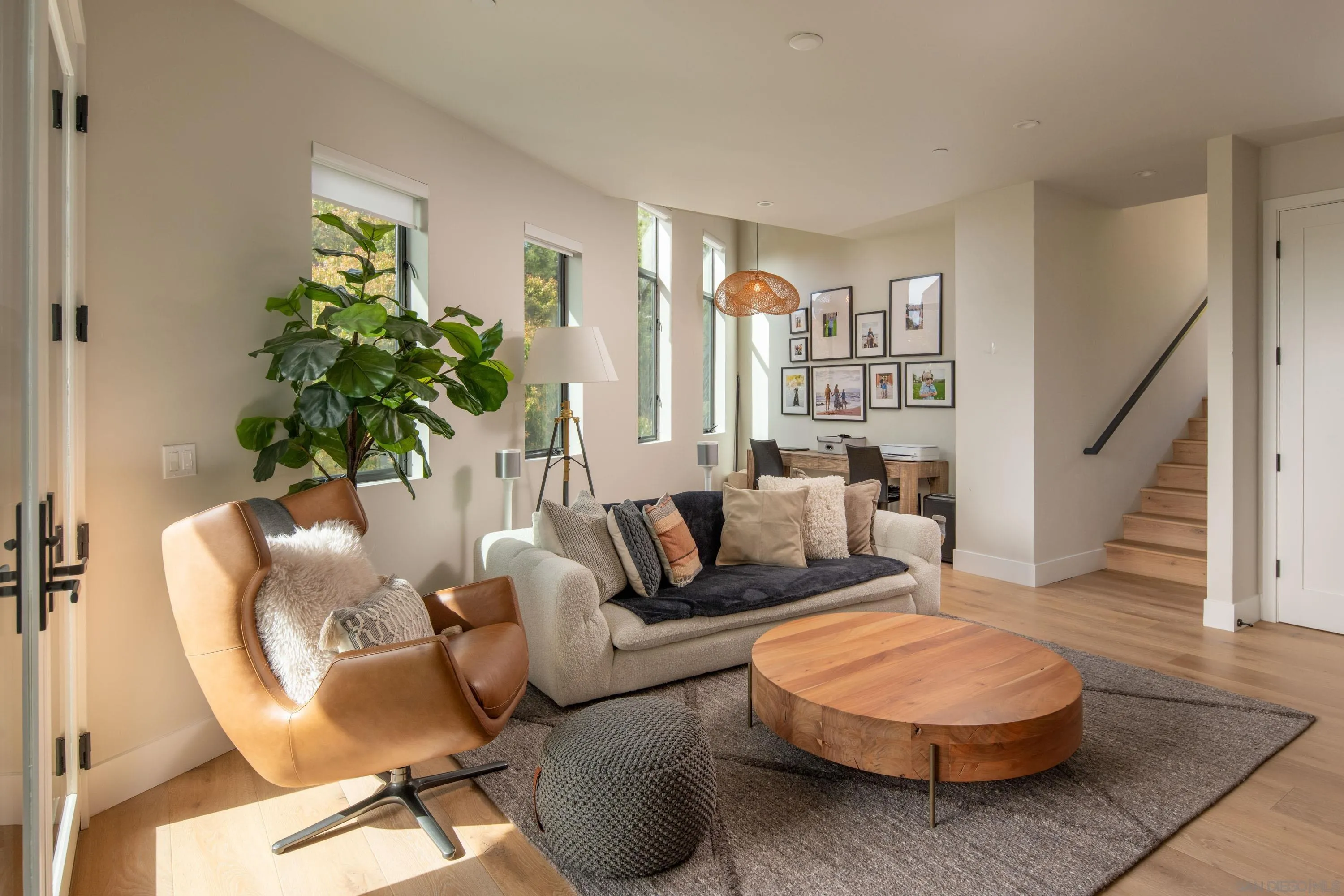 https://cdn.realtyfeed.com/cdn/127/260006923/2911ff4ac7098d42de3bf5ac99864442.webp