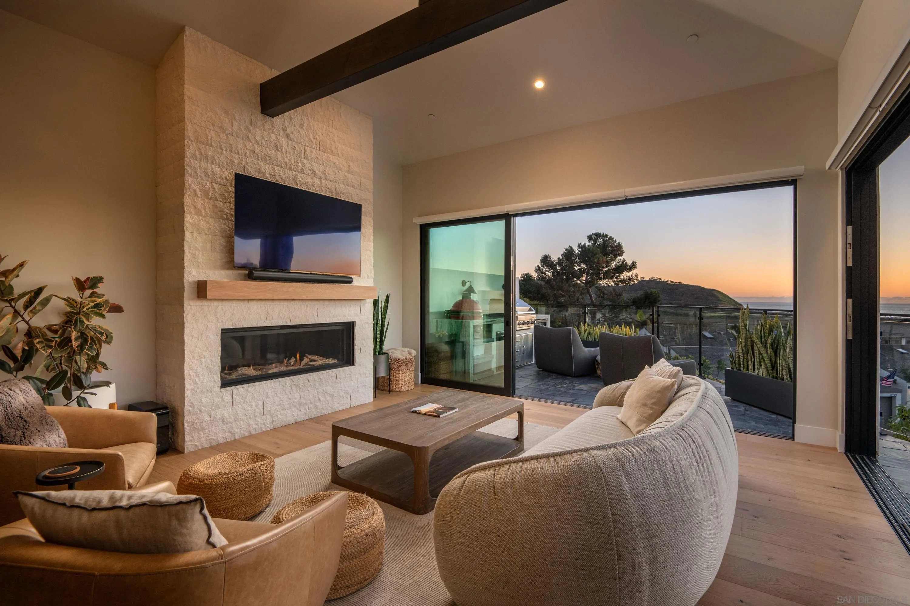 12994 Via Esperia, Del Mar, CA, 92014