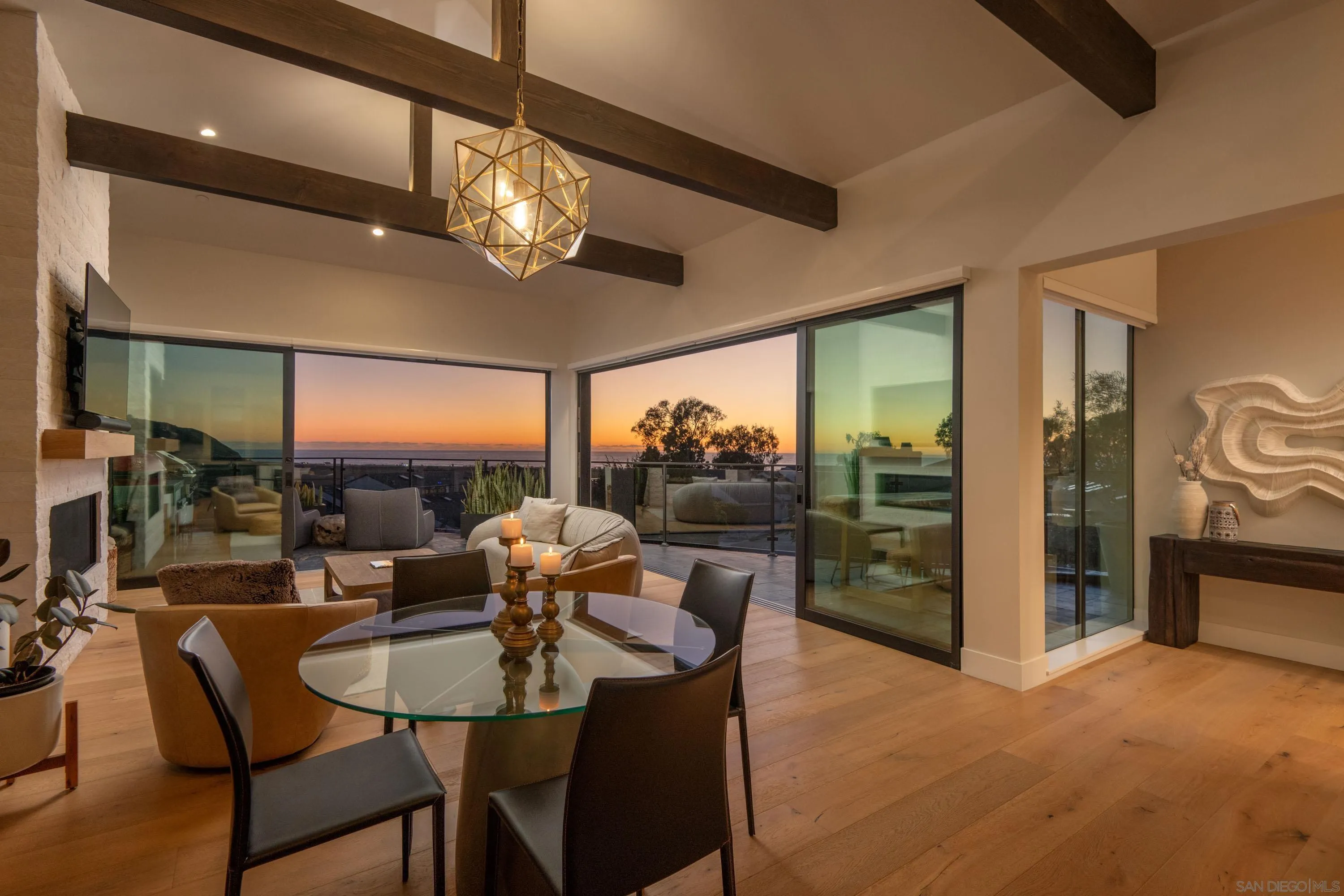 https://cdn.realtyfeed.com/cdn/127/260006923/321f871a195356e97eae5e2d00150611.webp