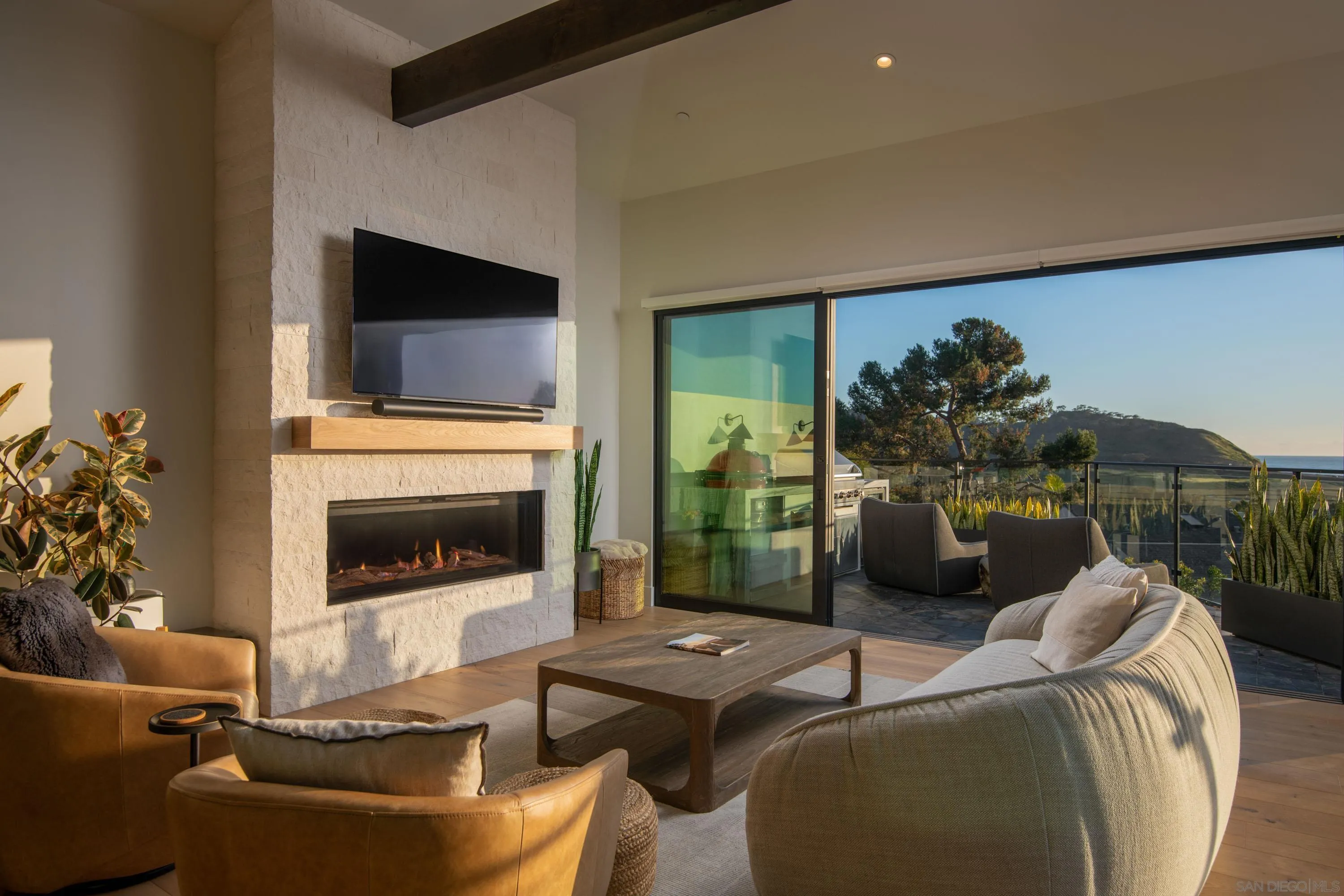 12994 Via Esperia, Del Mar, CA, 92014