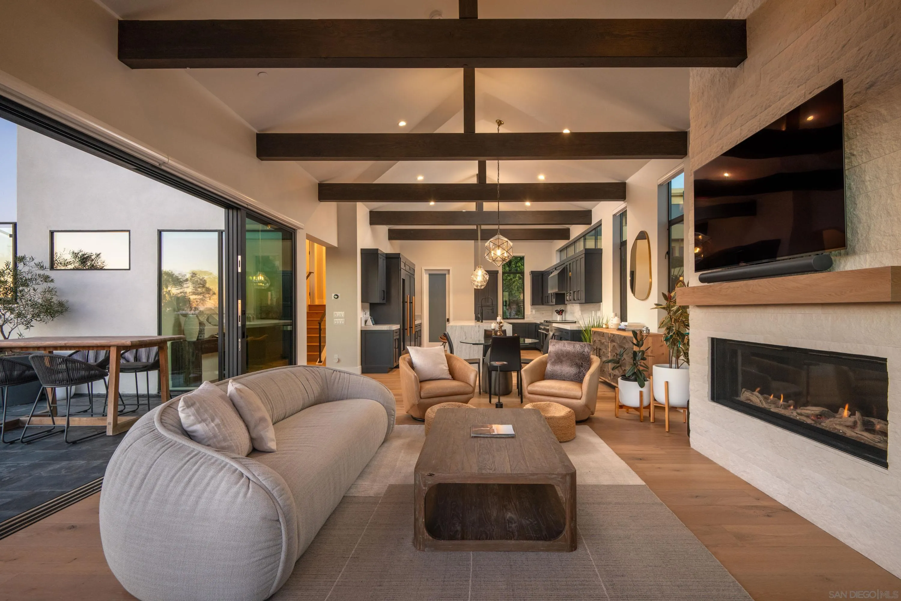 12994 Via Esperia, Del Mar, CA, 92014