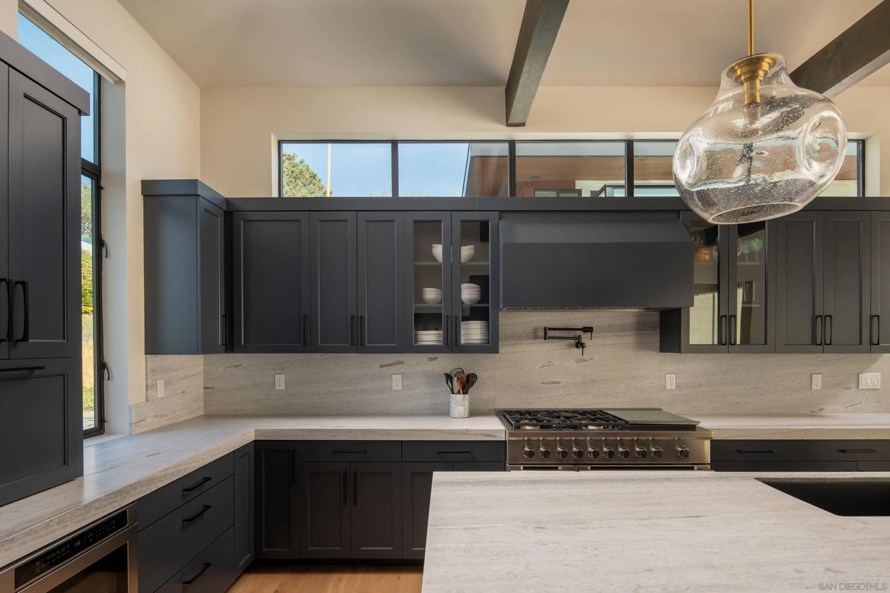 https://cdn.realtyfeed.com/cdn/127/260006923/9c0930980a5e647fc9a7c2a5d4ac1266.webp