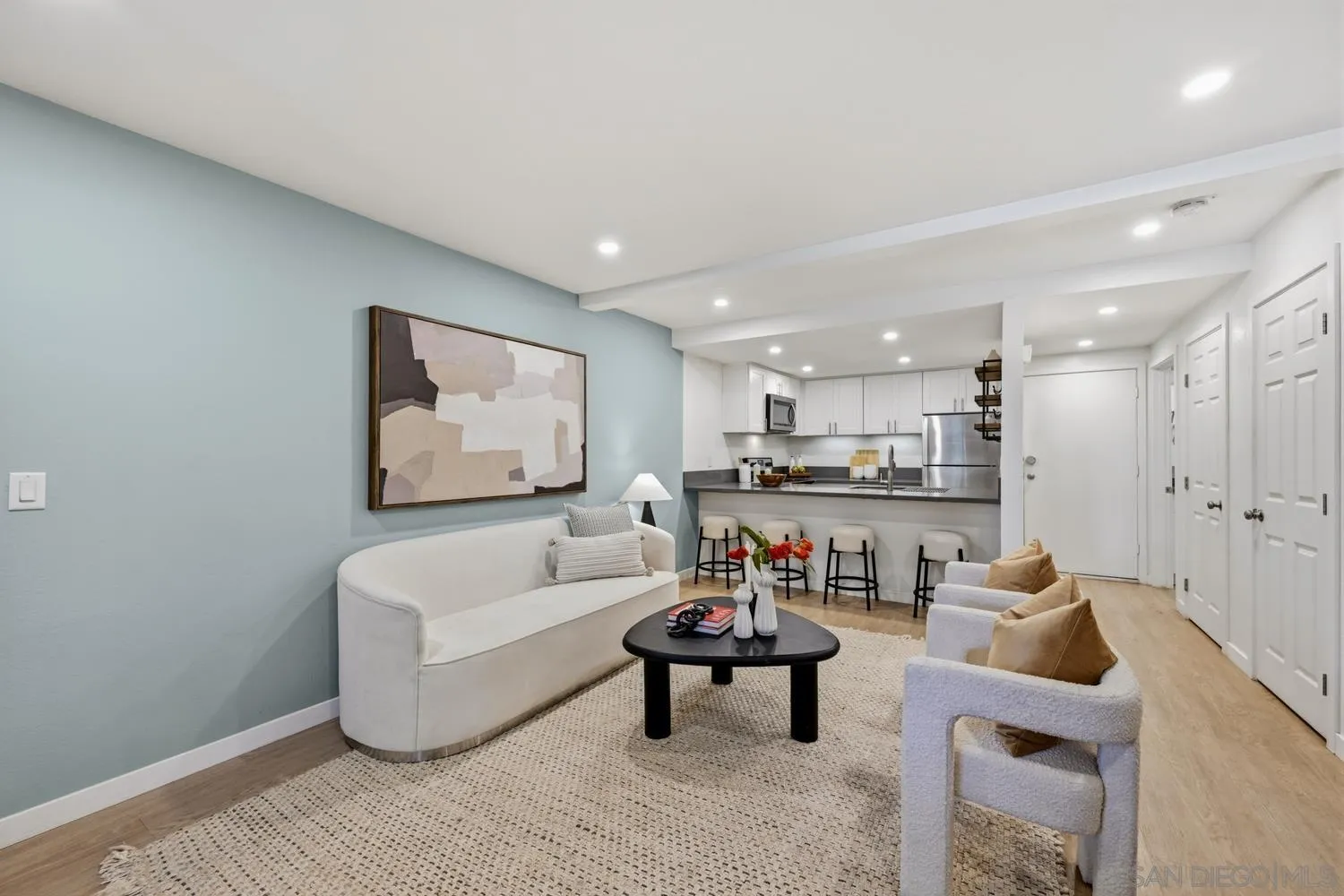 https://cdn.realtyfeed.com/cdn/127/260006926/0927b376c64422493b7ead94a53aa4d7.webp