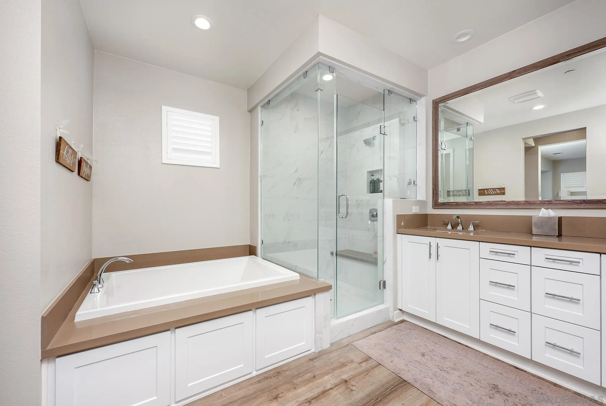 https://cdn.realtyfeed.com/cdn/127/260006927/5711b39c263d331b8ec0a840c138ca70.webp