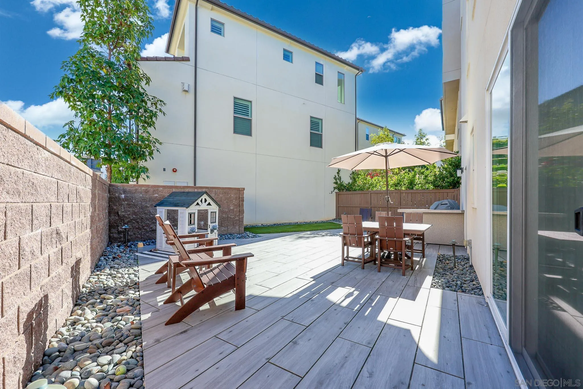 https://cdn.realtyfeed.com/cdn/127/260006927/e414b218c80f62f38501128fcb0443a4.webp