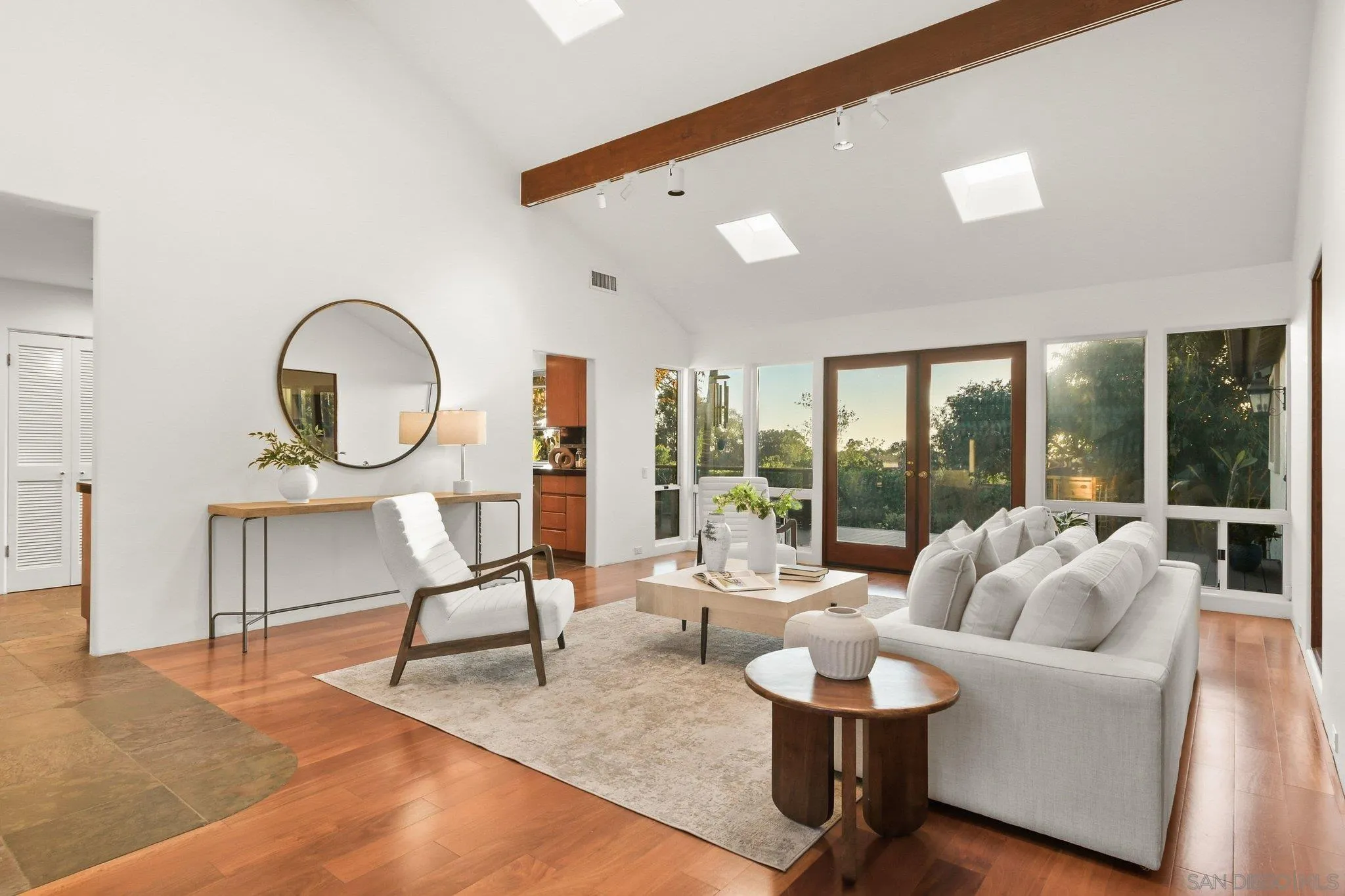 https://cdn.realtyfeed.com/cdn/127/260006929/a76d8865407514ecd485db513a57e487.webp