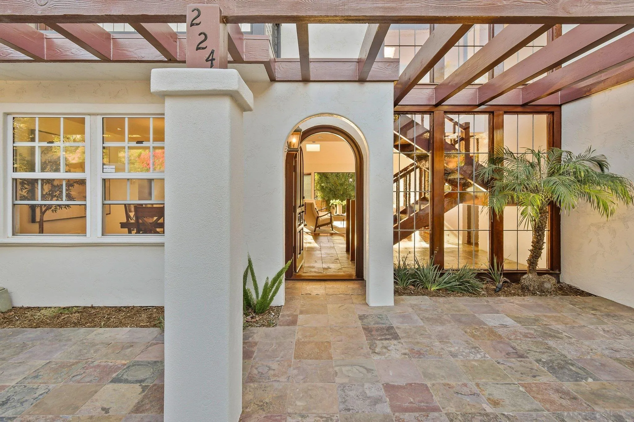 https://cdn.realtyfeed.com/cdn/127/260006929/d8a56867af7079151f790df2a22ac9dd.webp