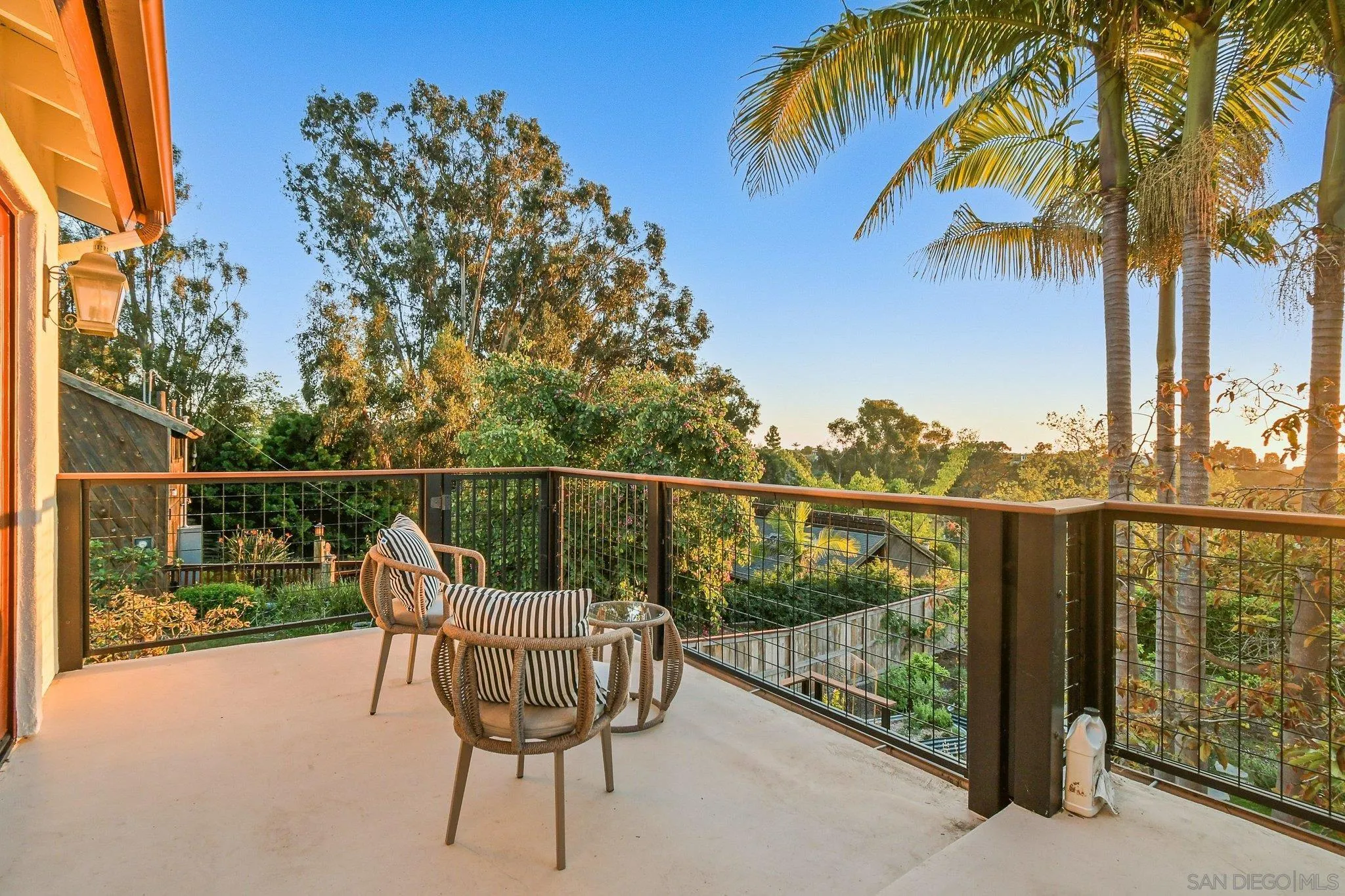 https://cdn.realtyfeed.com/cdn/127/260006929/eb0969e8d6e6f5dccf0aa49bac1f9ae4.webp