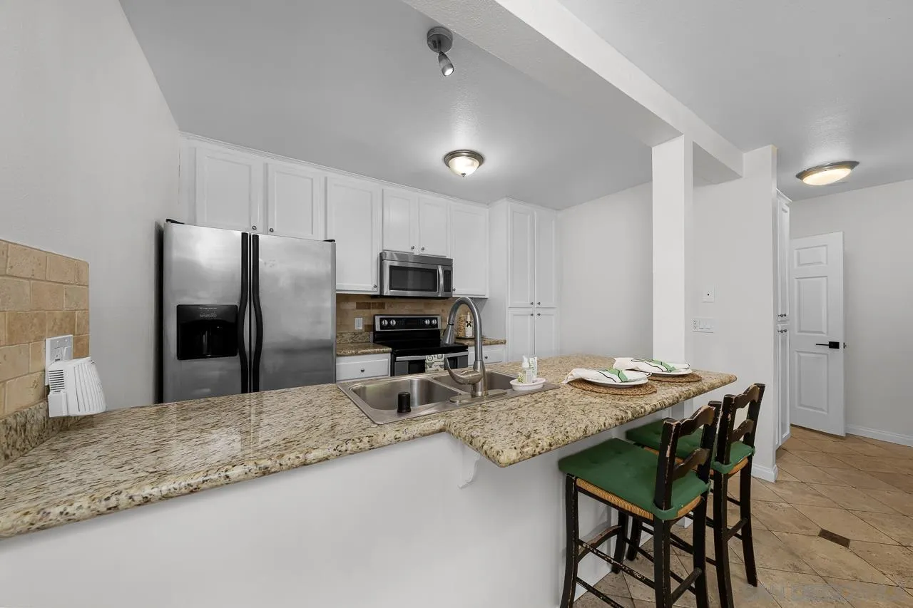 https://cdn.realtyfeed.com/cdn/127/260006930/6ce3ecca9cfad80a42054d32b3540489.webp