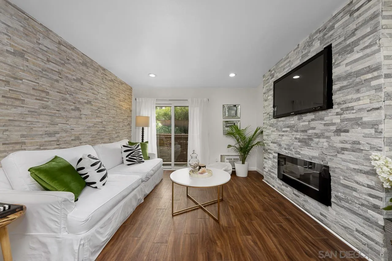 https://cdn.realtyfeed.com/cdn/127/260006930/a506d0338a56b8e385a7854fb139fd5d.webp
