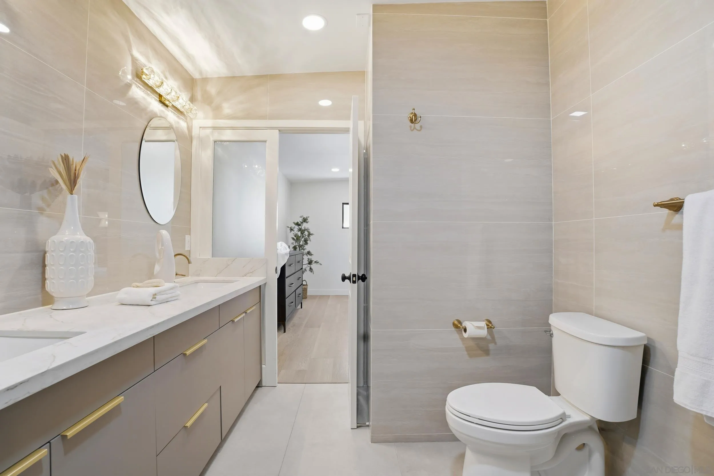 https://cdn.realtyfeed.com/cdn/127/260006931/5a7ac3a9162719e30c6dd7a97fb15c08.webp