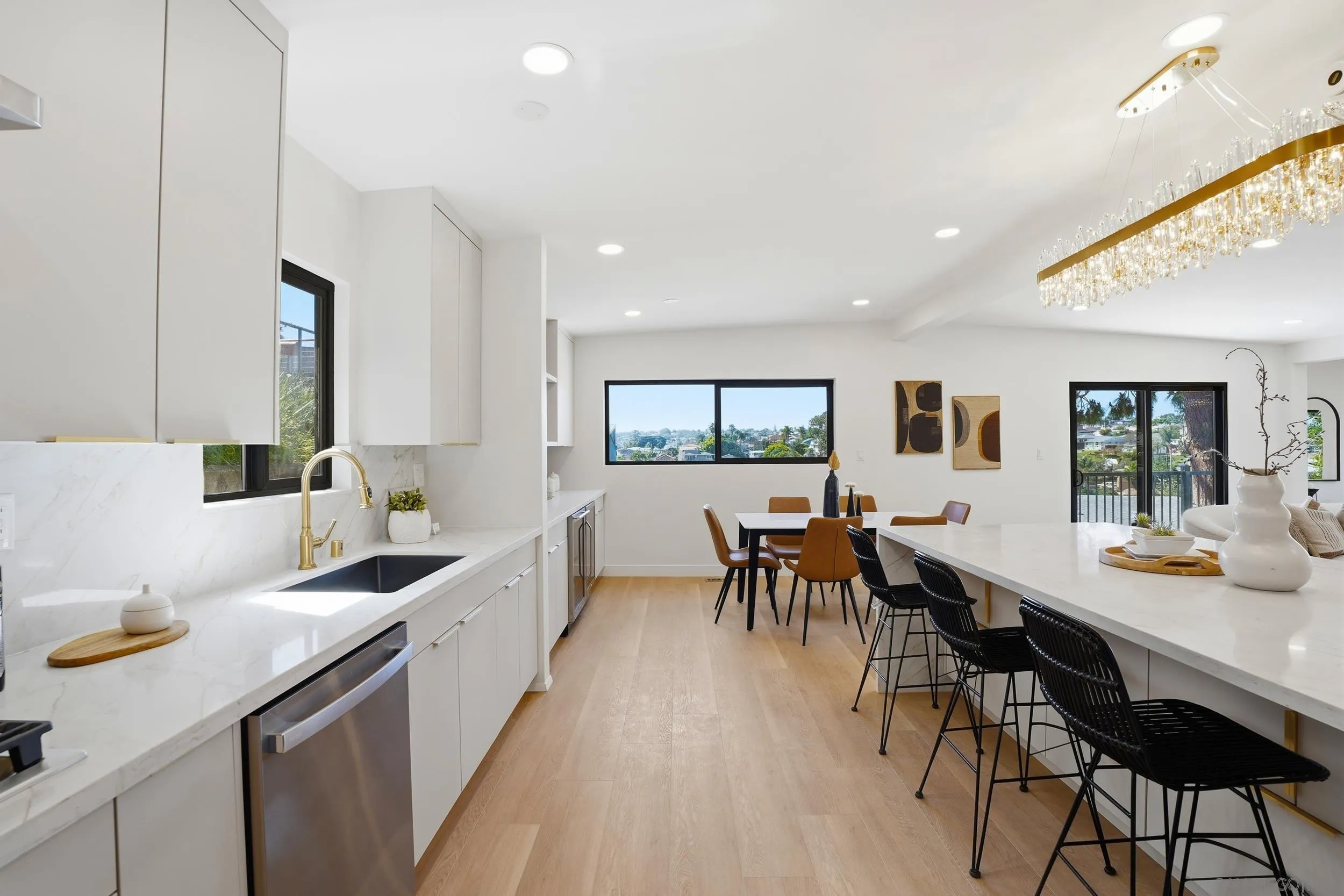 https://cdn.realtyfeed.com/cdn/127/260006931/a1e380eac3e5559e39b6db3def7d799a.webp