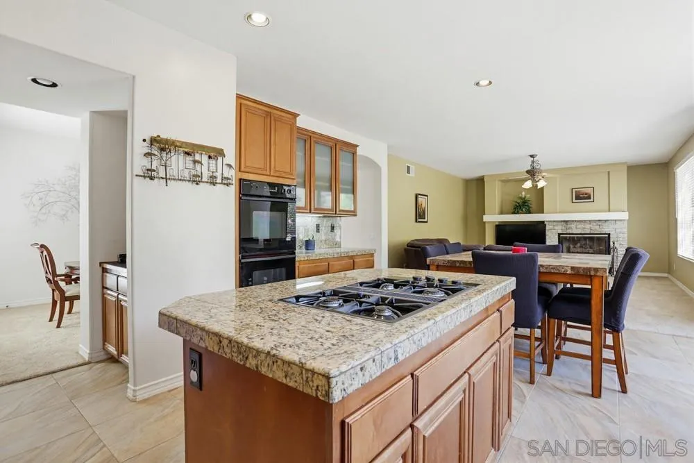 https://cdn.realtyfeed.com/cdn/127/260006935/2c7600208a965a665015ecb3aecec107.webp