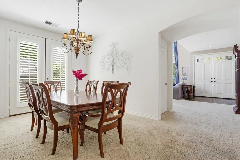 https://cdn.realtyfeed.com/cdn/127/260006935/5ad9b9b04e4a629eac58911ac3118f94.webp