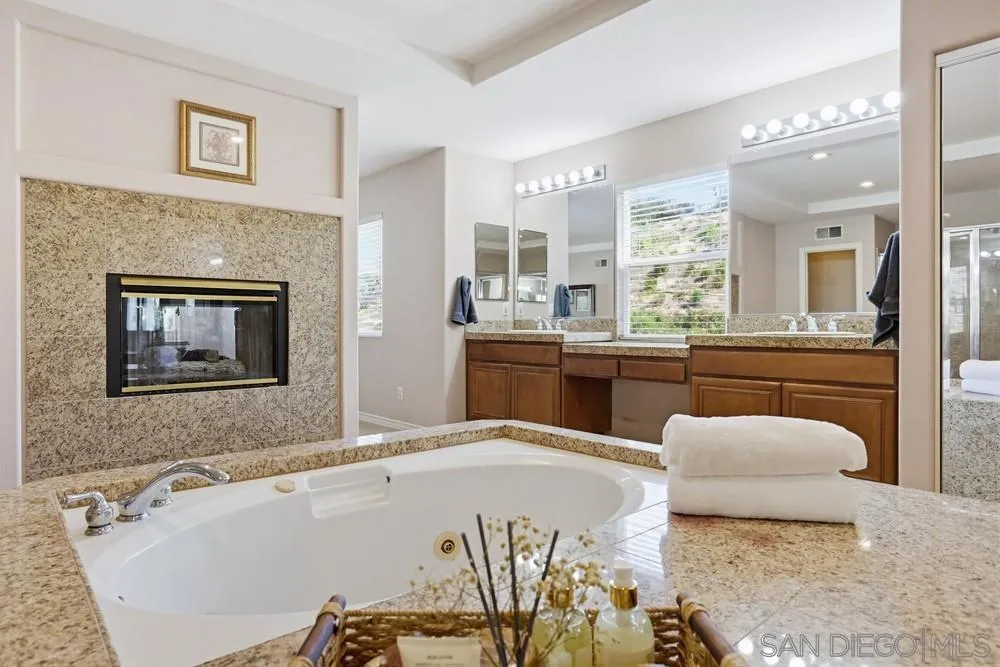 https://cdn.realtyfeed.com/cdn/127/260006935/b7cda5dd6108b490533fe5a770a80d09.webp