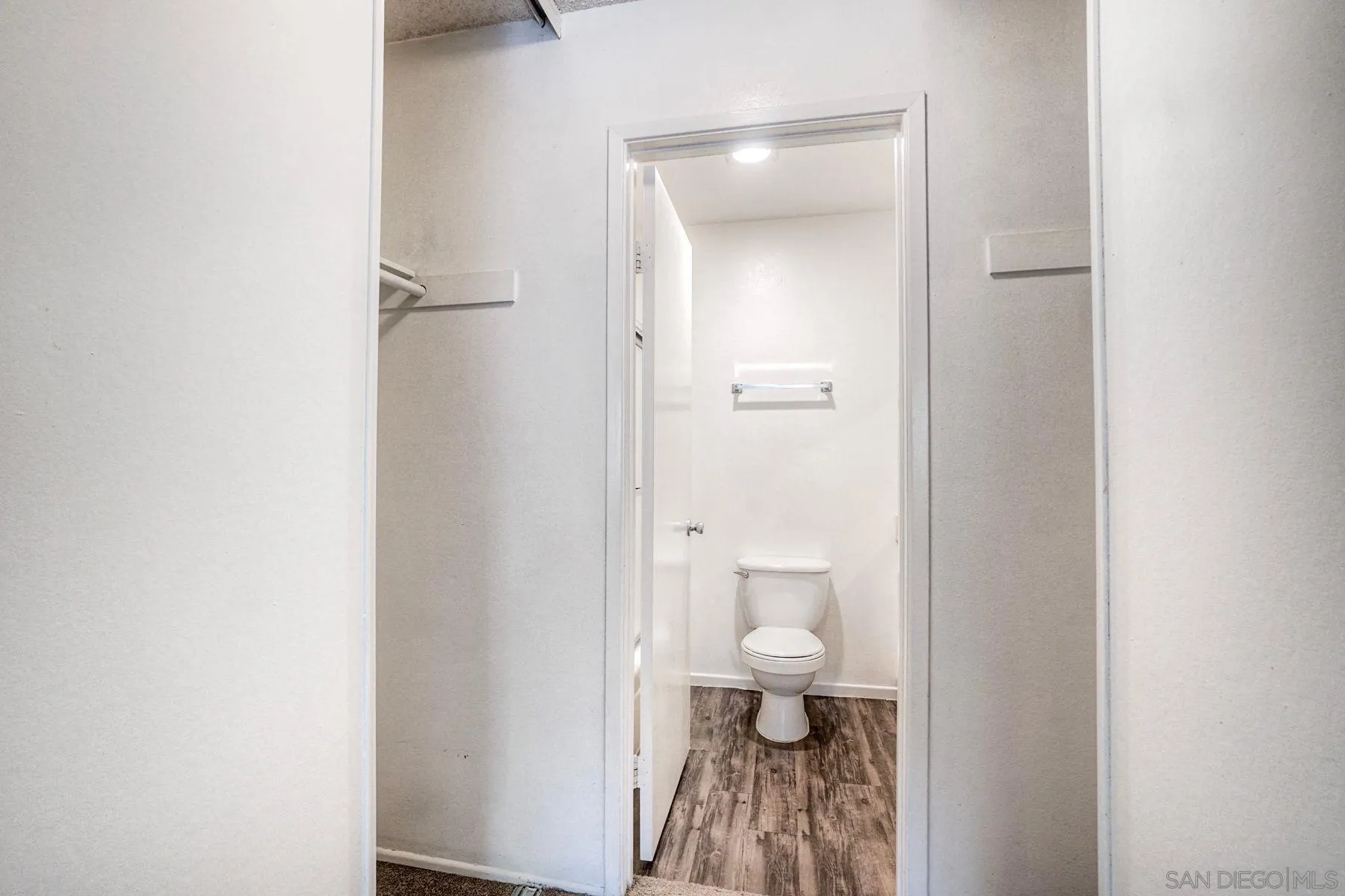 Photo #10: 260006937 Listing: Photo #10