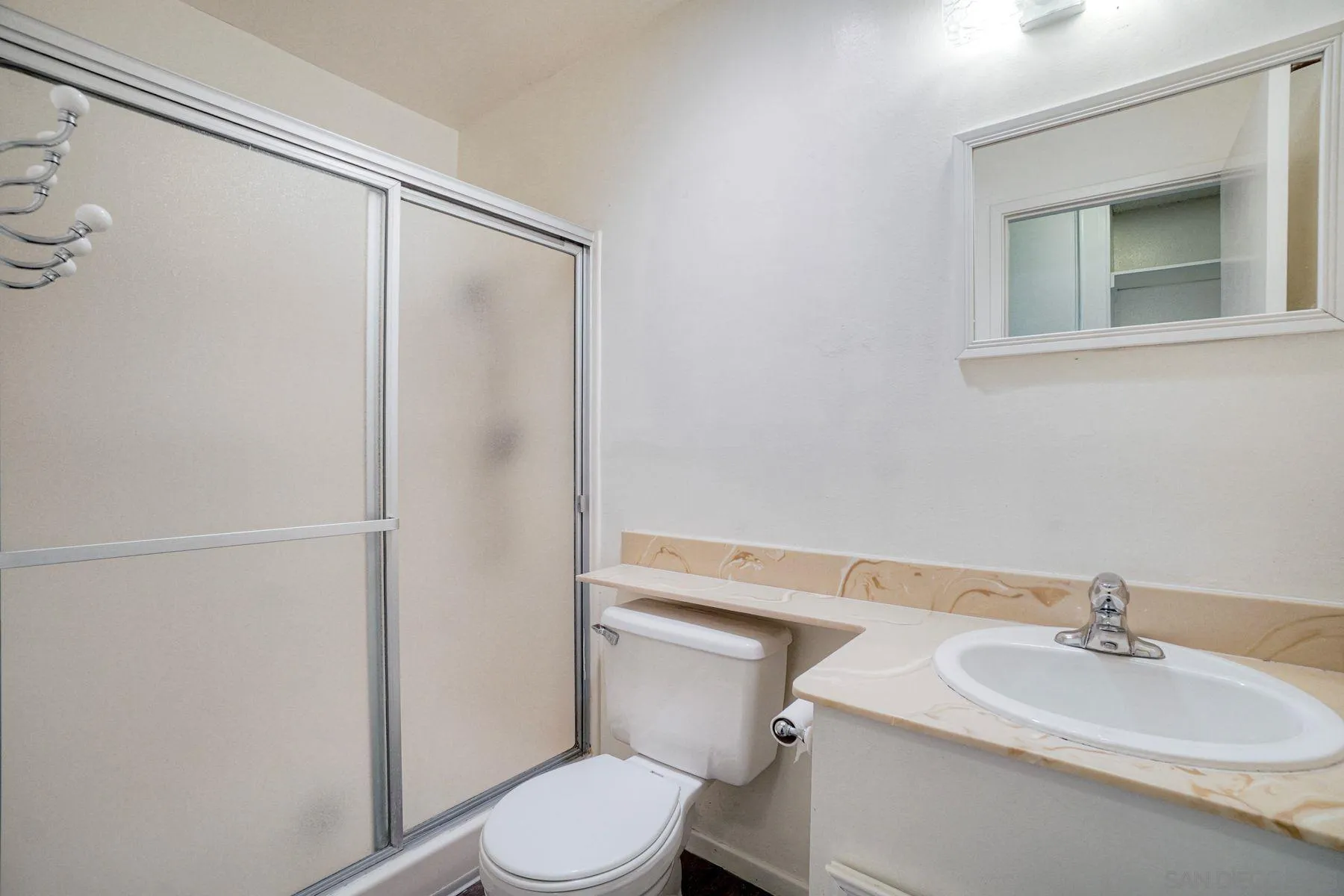 Photo #11: 260006937 Listing: Photo #11