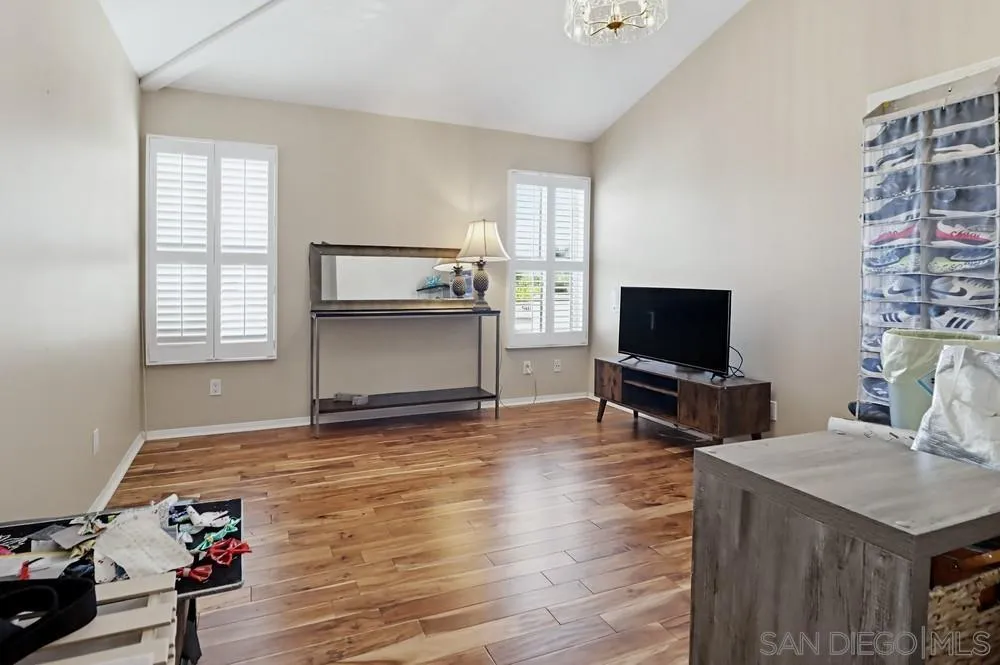 https://cdn.realtyfeed.com/cdn/127/260006940/ac478c93ded2101d0da582303f3143cf.webp