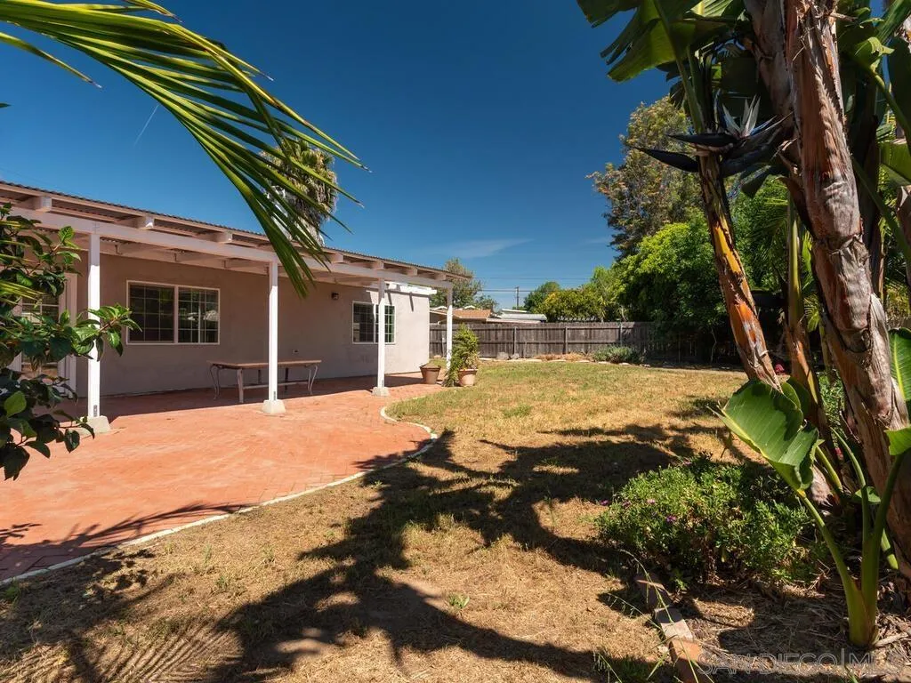 https://cdn.realtyfeed.com/cdn/127/260006943/506ca7b7bbe0f01979754b1d37dccc57.webp